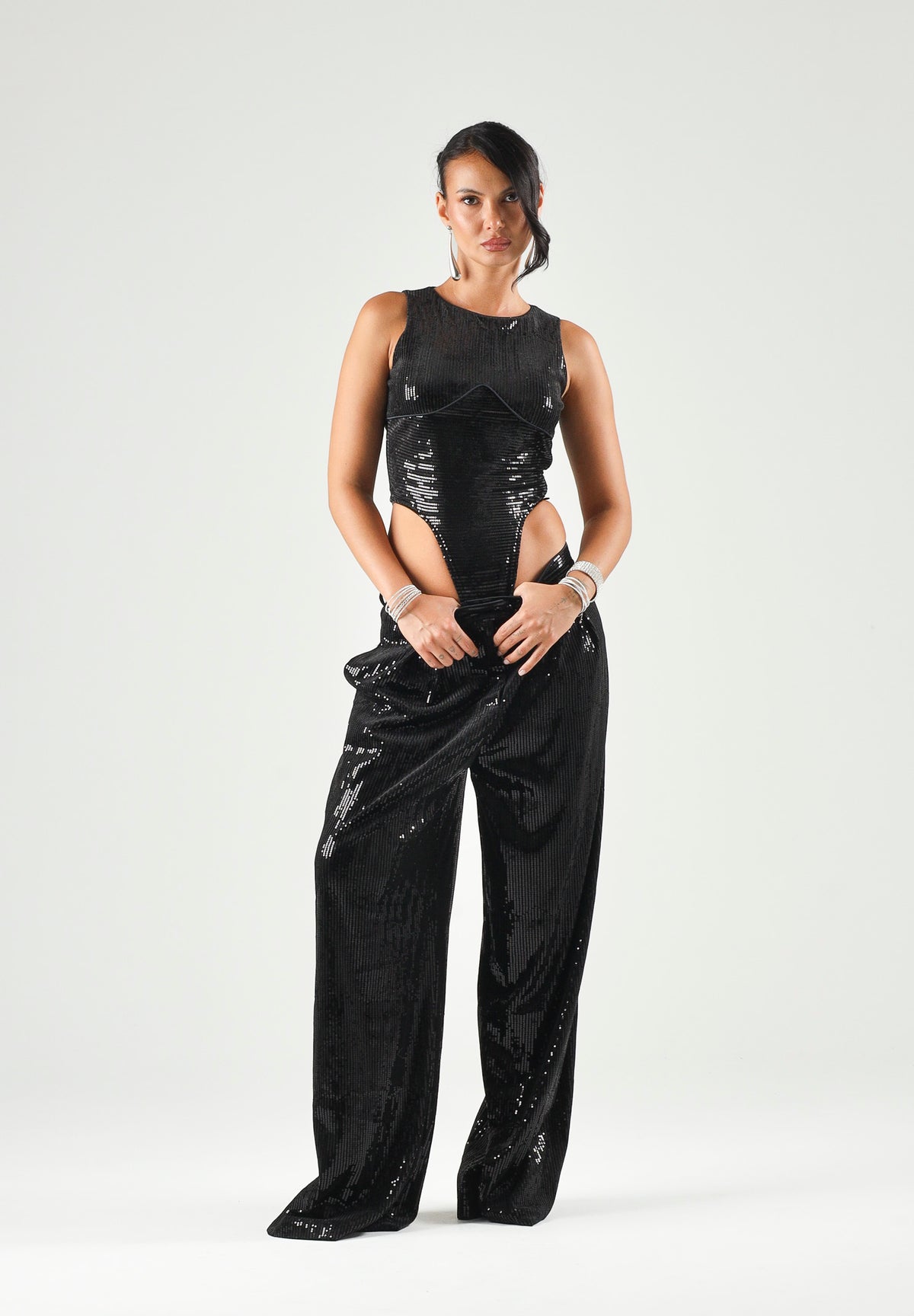 SIMONA CORSELLINI Body nero da donna in tulle ricamato con paillettes all-over. A26CEBD10001 V0003 SIMONA CORSELLINI
