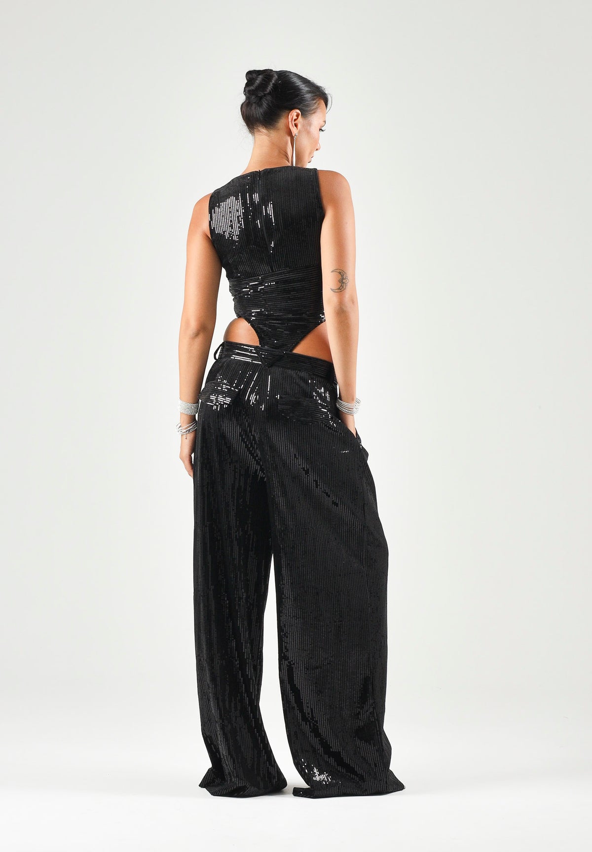 SIMONA CORSELLINI Body nero da donna in tulle ricamato con paillettes all-over. A26CEBD10001 V0003 SIMONA CORSELLINI
