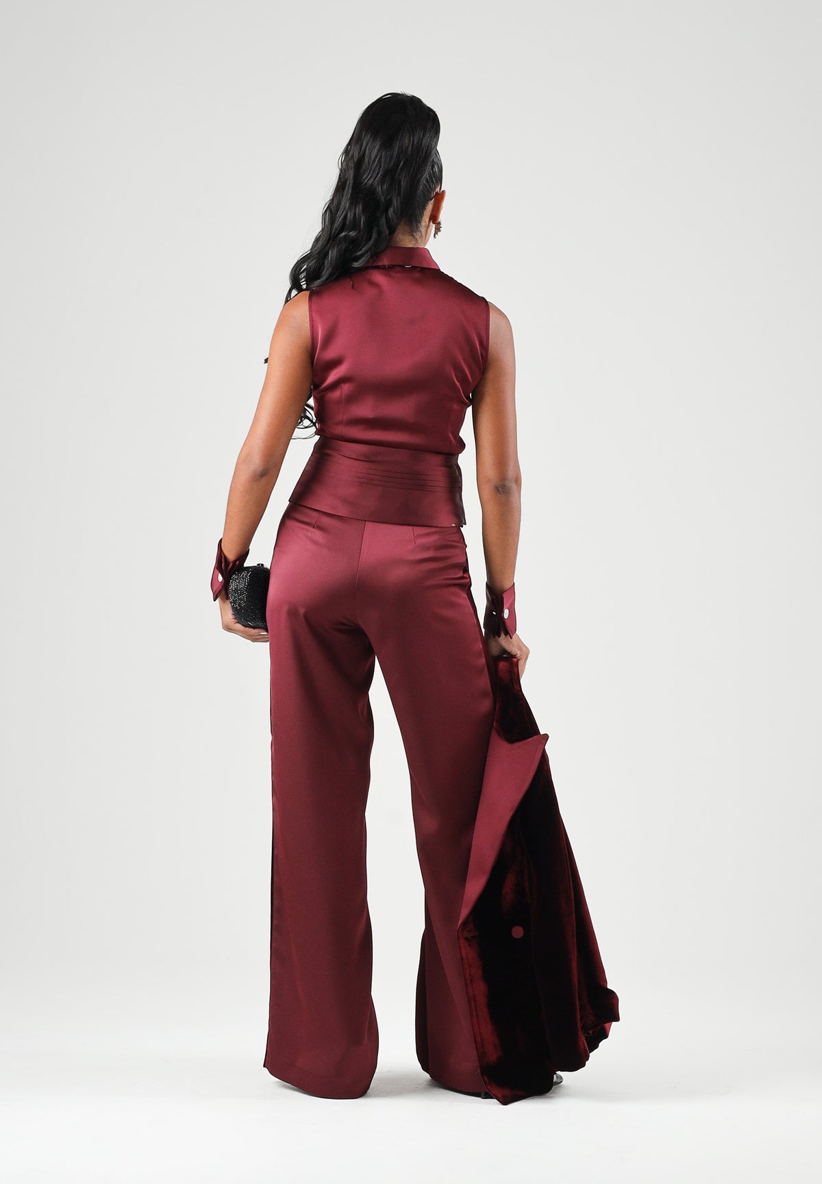 SIMONA CORSELLINI Top smanicato rubino rosso da donna con applicazioni ricamo A26CETO10101 V0083 SIMONA CORSELLINI