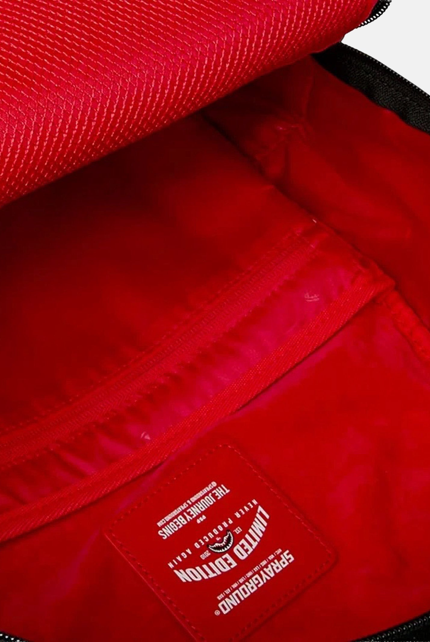 910B9626NSZ . SPRAYGROUND