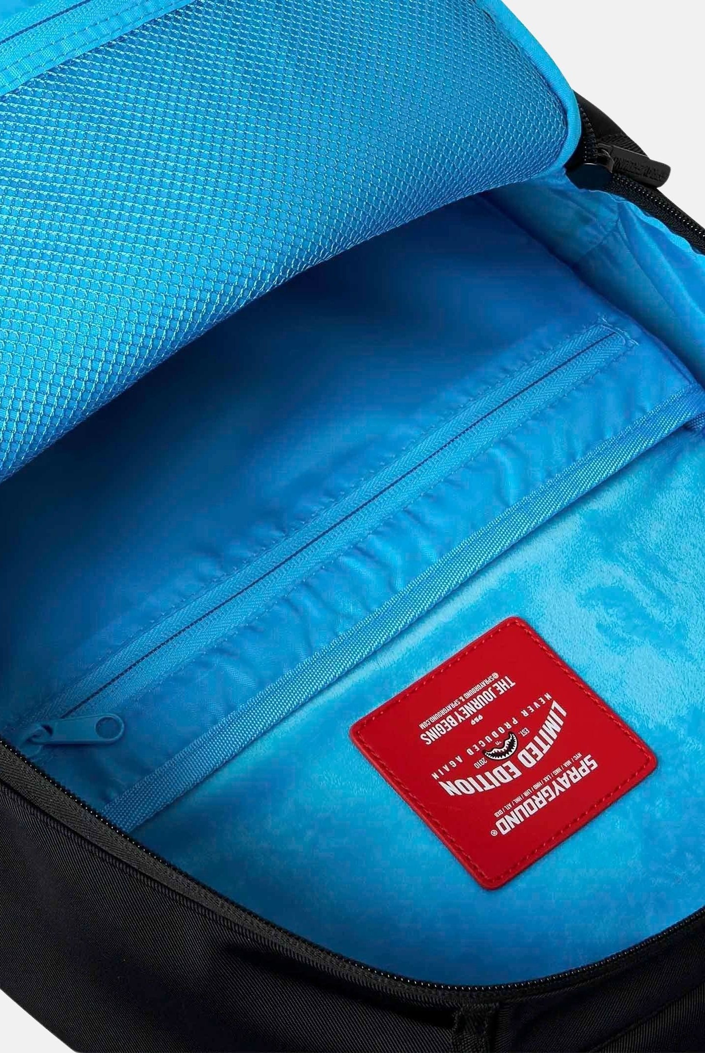 SPRAYGROUND Zaino SHARK CENTRAL LIGHT nero per uomo, donna e bambino con motivo Shark Mouth 910B9637NSZ . SPRAYGROUND