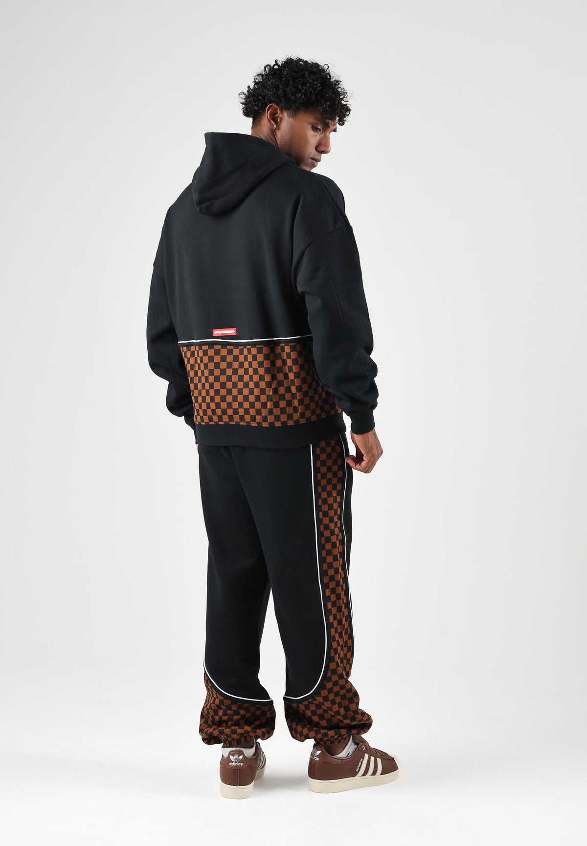 SPRAYGROUND Felpa con cappuccio nera con dettagli marroni per uomo e donna SP933G . SPRAYGROUND