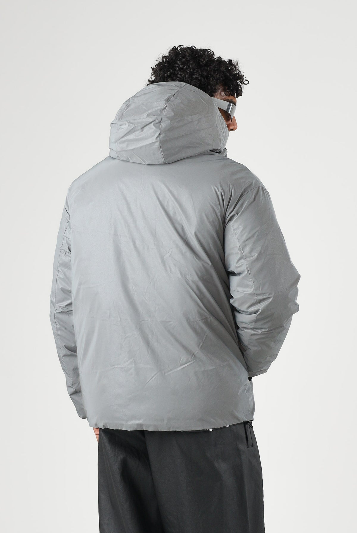 SPRAYGROUND Piumino grigio reversibile per uomo e donna con cappuccio regolabile, chiusura frontale con zip SP942 . SPRAYGROUND