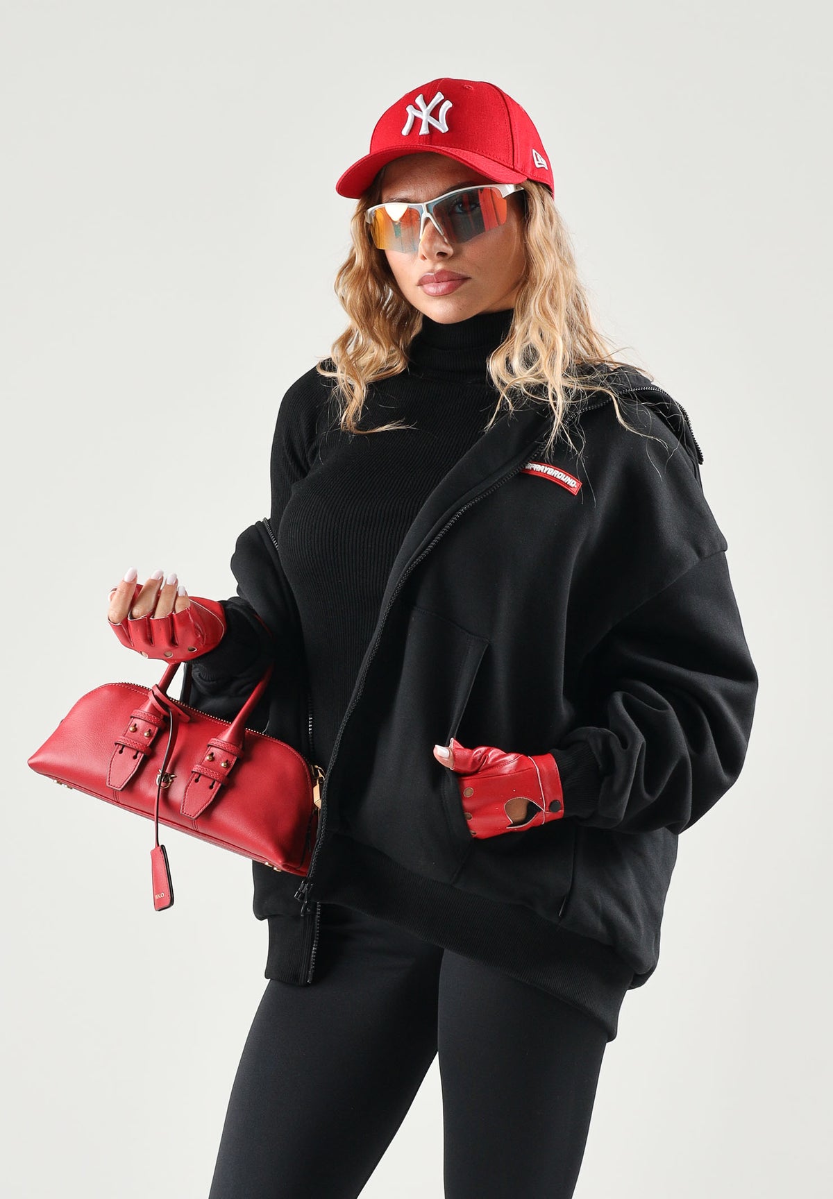 SPRAYGROUND Felpa con zip HOODIE nera per uomo e donna con dettaglio maschera balaclava. SP957G . SPRAYGROUND