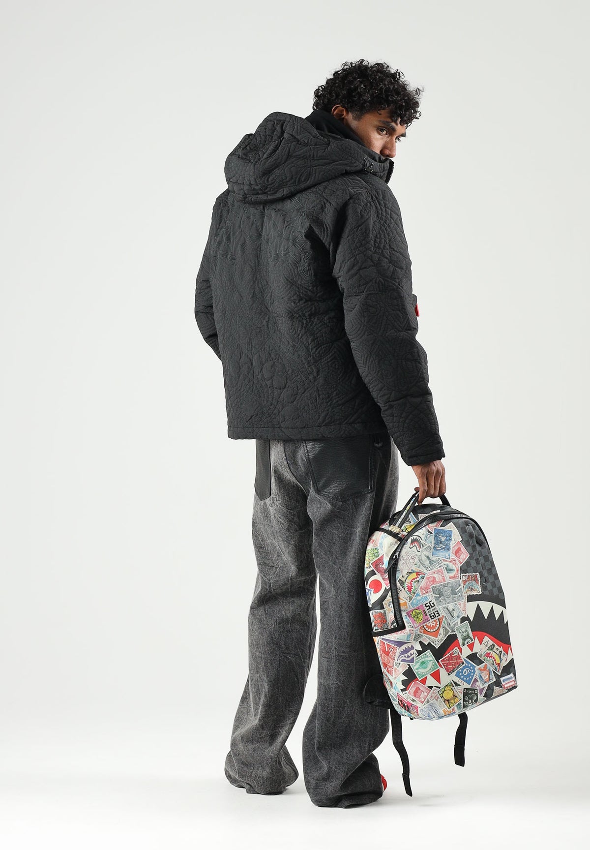 SPRAYGROUND Giubbotto MONOGRAM PUFFER JACKET nero per uomo e donna SP983 . SPRAYGROUND