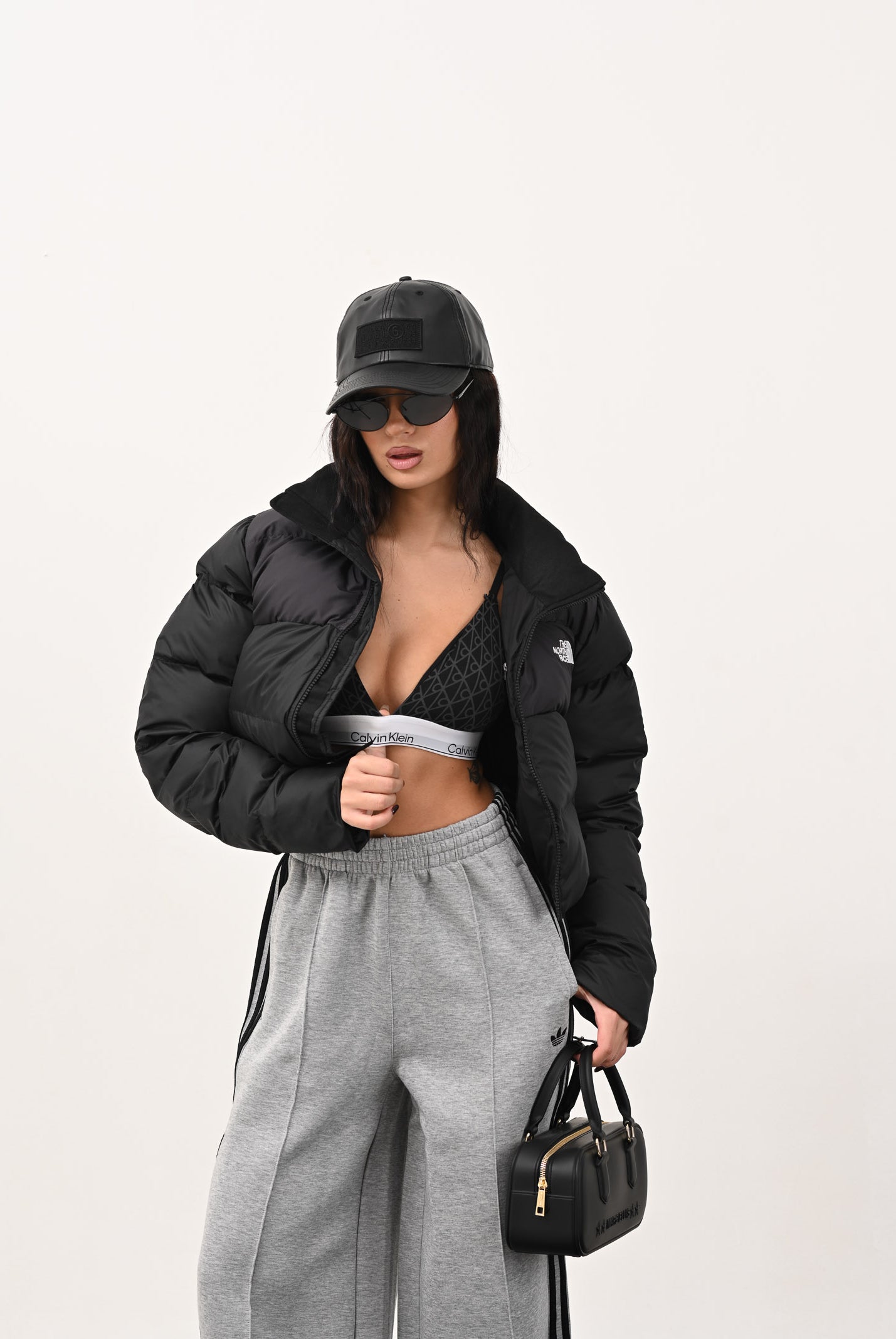 THE NORTH FACE Piumino Cropped Saikuru nero da donna NF0A89JCKT01 . THE NORTH FACE