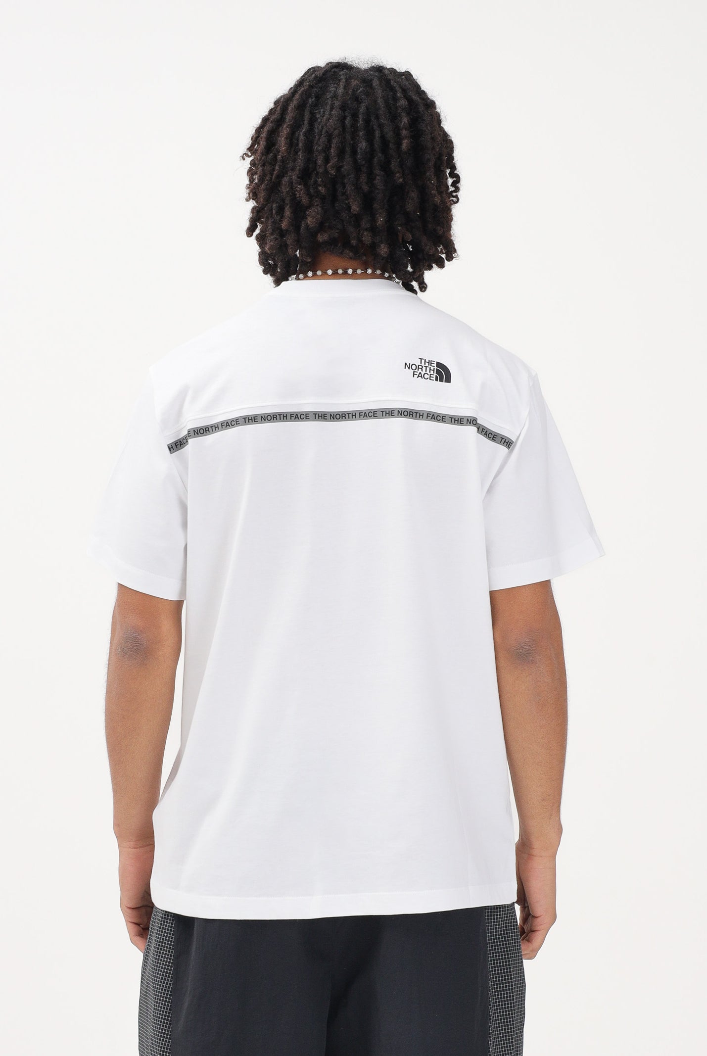 THE NORTH FACE T-shirt a manica corta Zumu Relaxed bianca da uomo NF0A8GUYFN41 . THE NORTH FACE