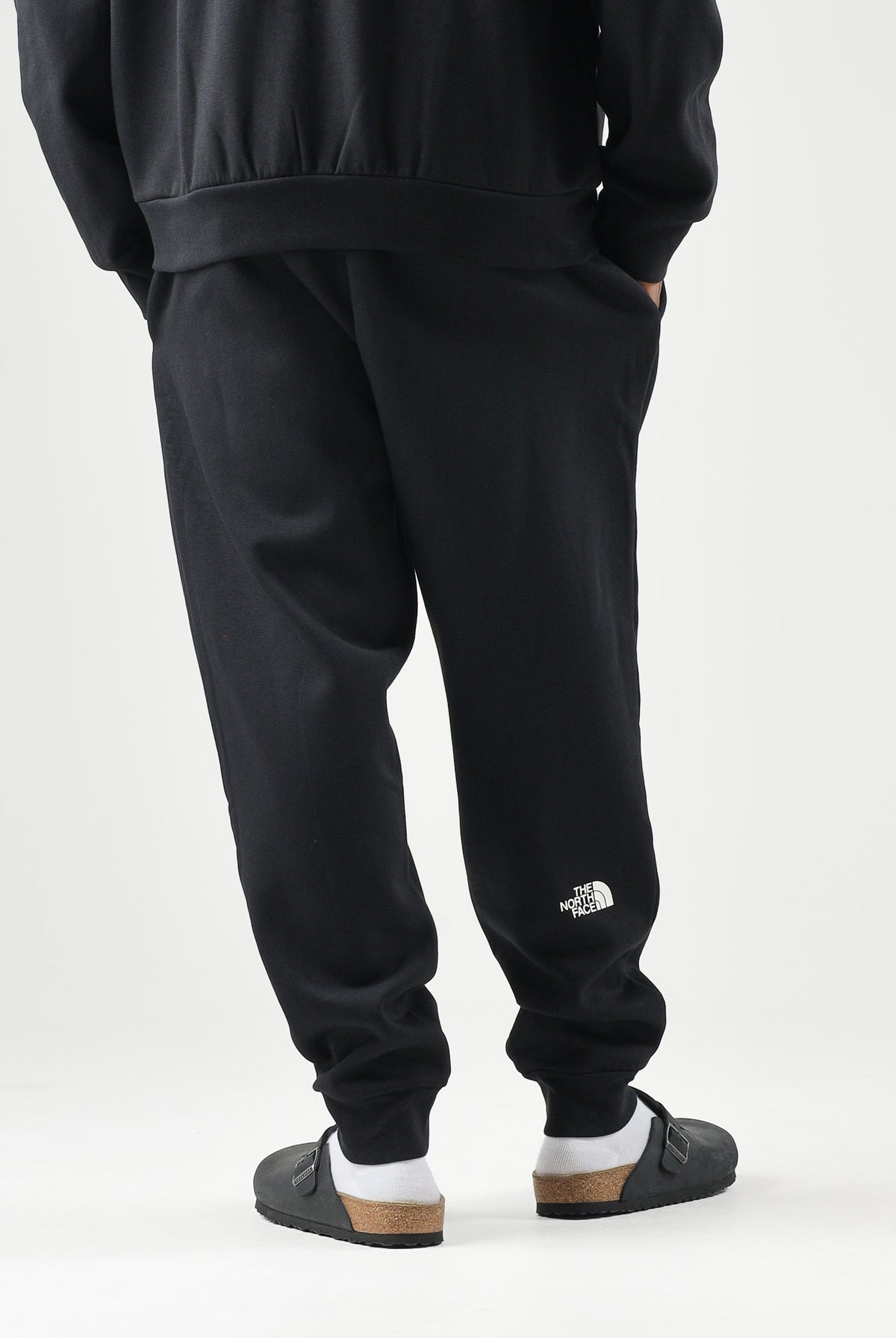 THE NORTH FACE Pantaloni tnf black-nero per uomo con comodo elastico in vita e tasche lateral NF0A8JB0JK31 . THE NORTH FACE