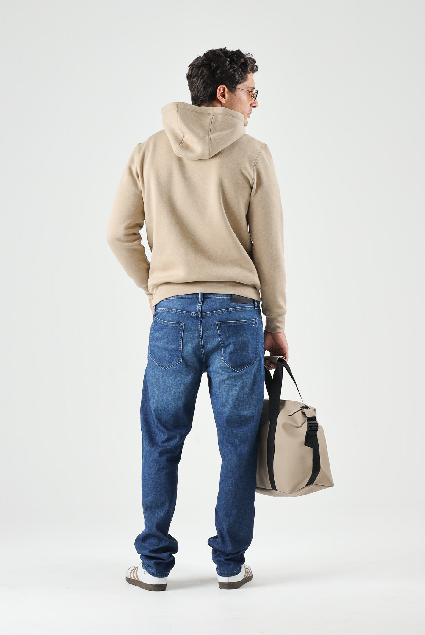TOMMY HILFIGER Felpa ORGANIC COTTON BLEND con cappuccio, khaki-beige da uomo con logo centrle <BR/> MW0MW11599 AEG TOMMY HILFIGER