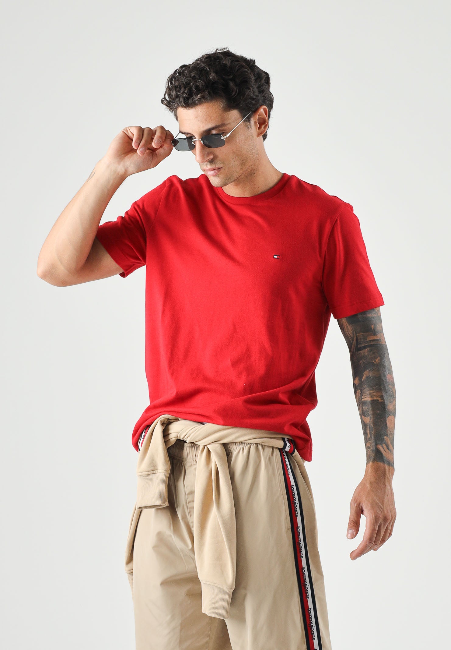 TOMMY HILFIGER T-shirt a manica corta rossa da uomo con logo laterale MW0MW39995 XLD TOMMY HILFIGER