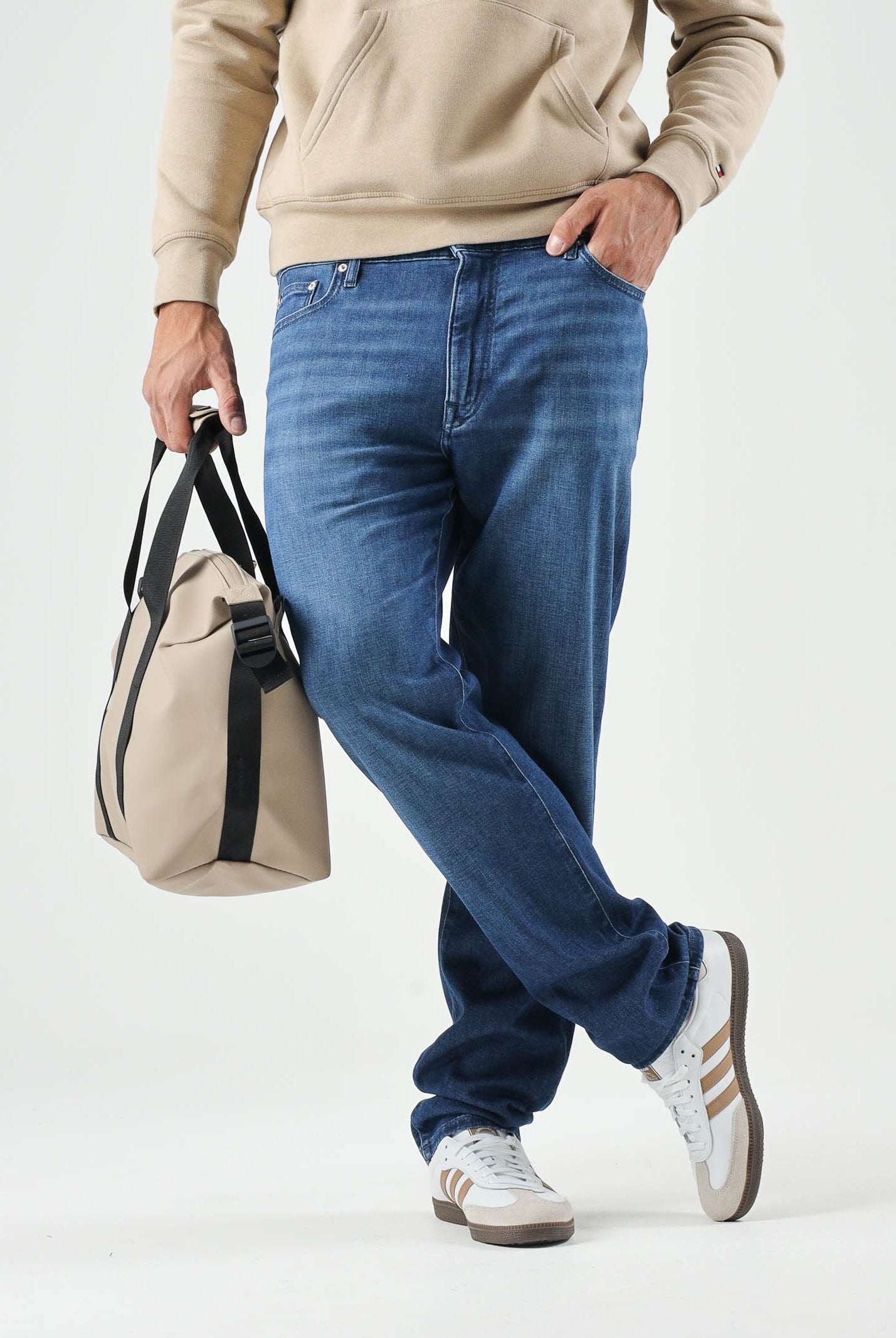 TOMMY HILFIGER Jeans DENTON , lux blu da uomo con lavaggio leggermente sfumato MW0MW43164 1A7 TOMMY HILFIGER