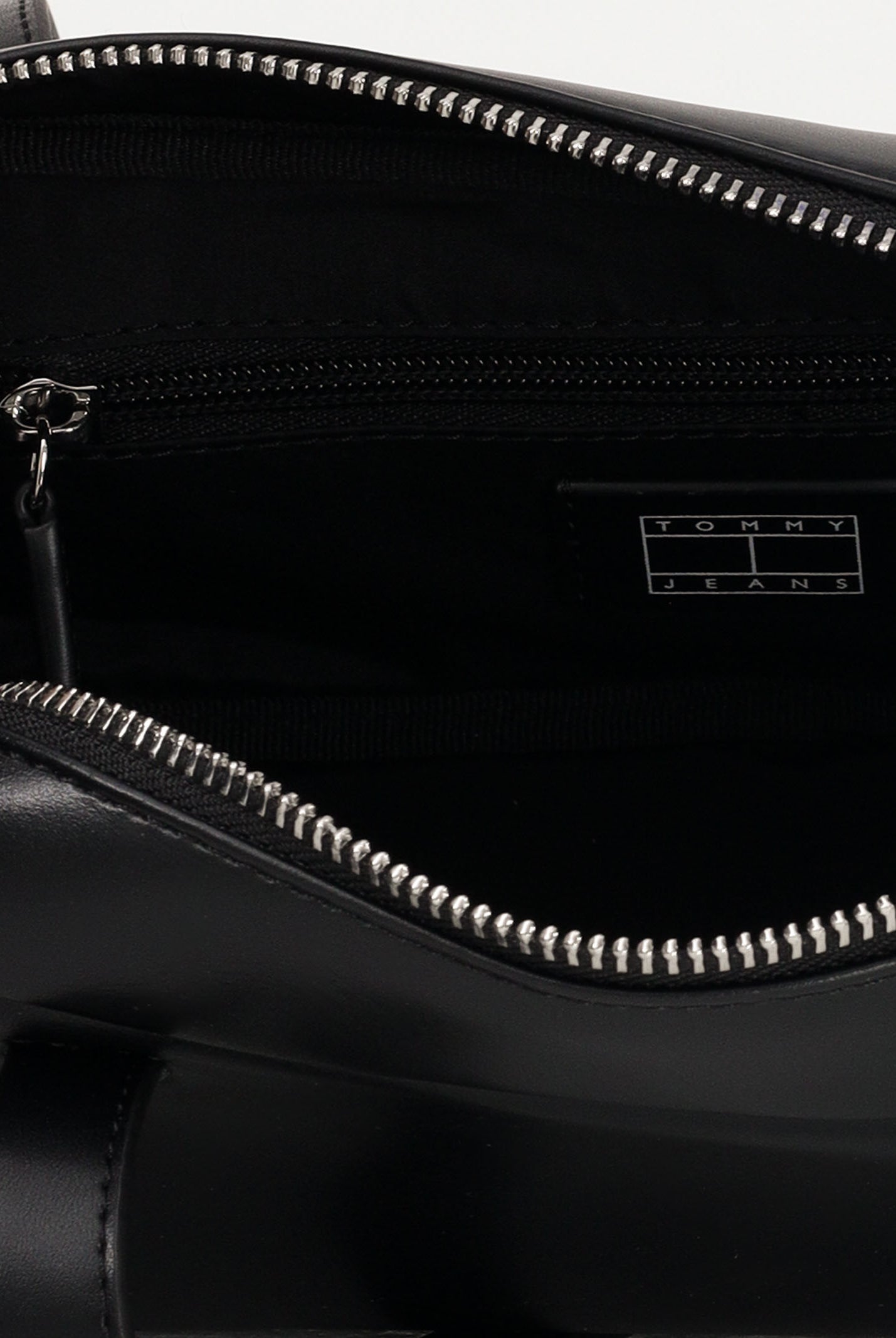 TOMMY JEANS Borsa a spalla CITY nera da donna AW0AW18075 BDS TOMMY JEANS