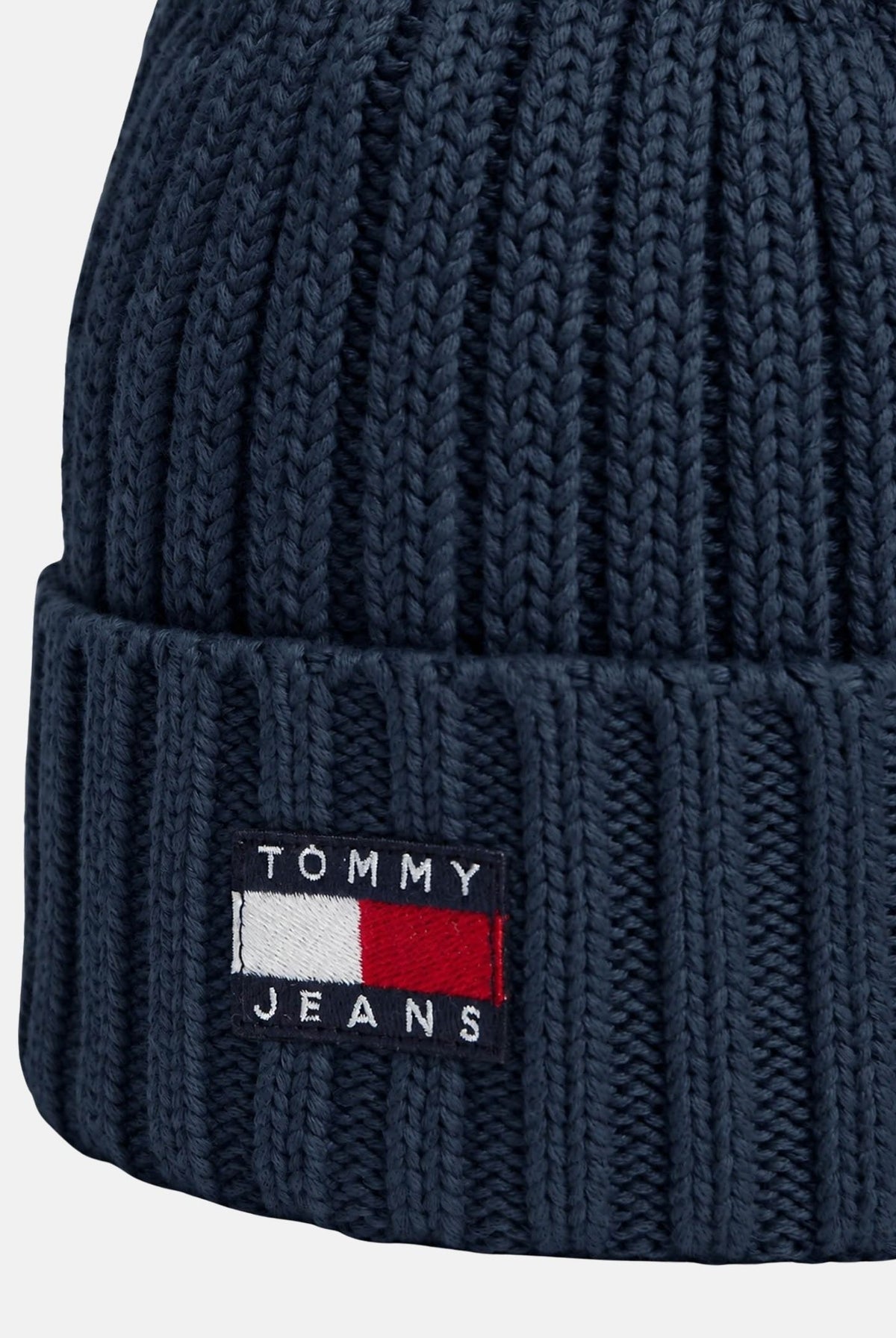 TOMMY JEANS Cappello blu navy per uomo e donna con lavorazione a costine e patch logo rettangolare sul risvolto AW0AW18979 AES TOMMY JEANS