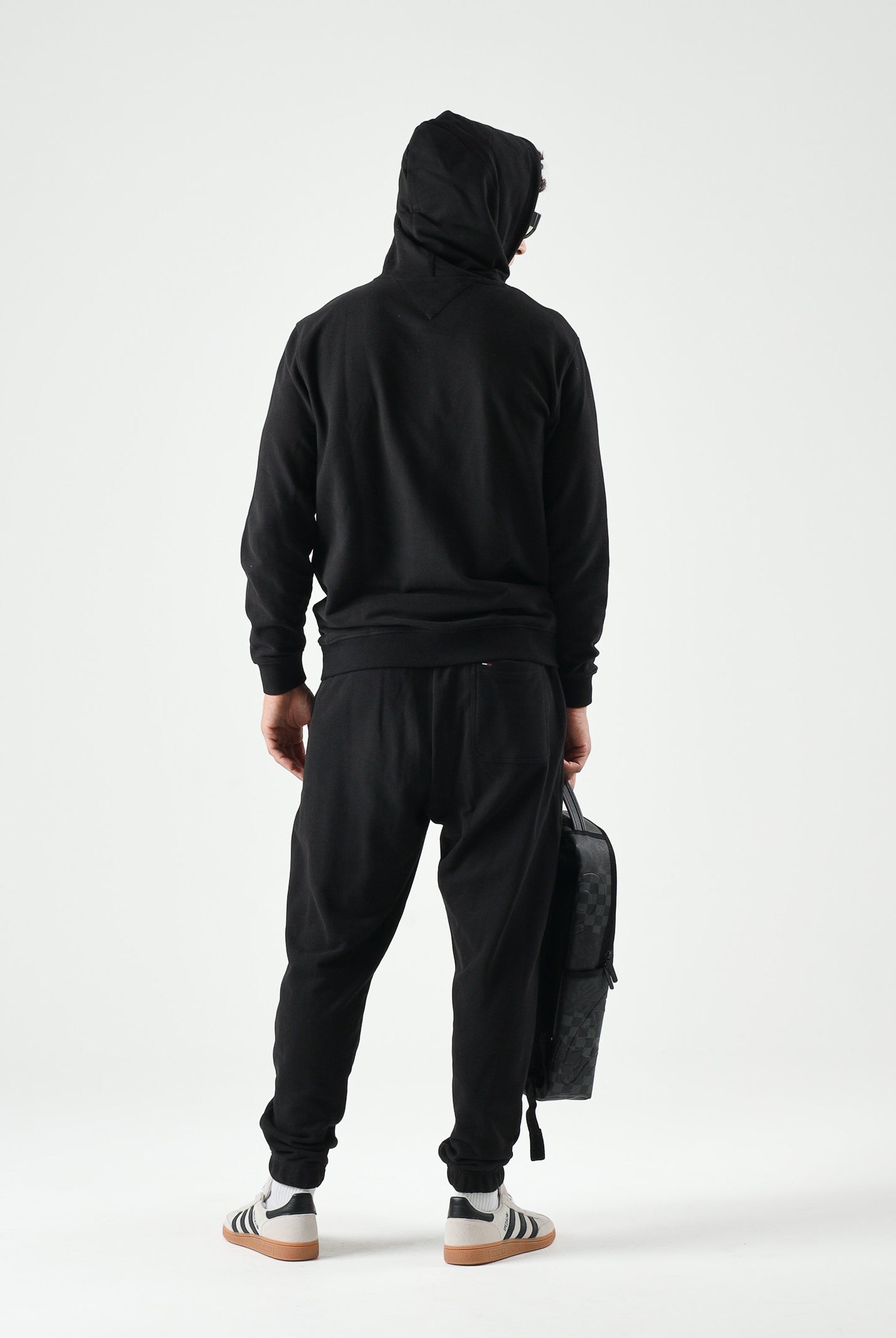 TOMMY JEANS Felpa TERRY DRAWSTRING con cappuccio nero da uomo<BR/> DM0DM22680 BDS TOMMY JEANS