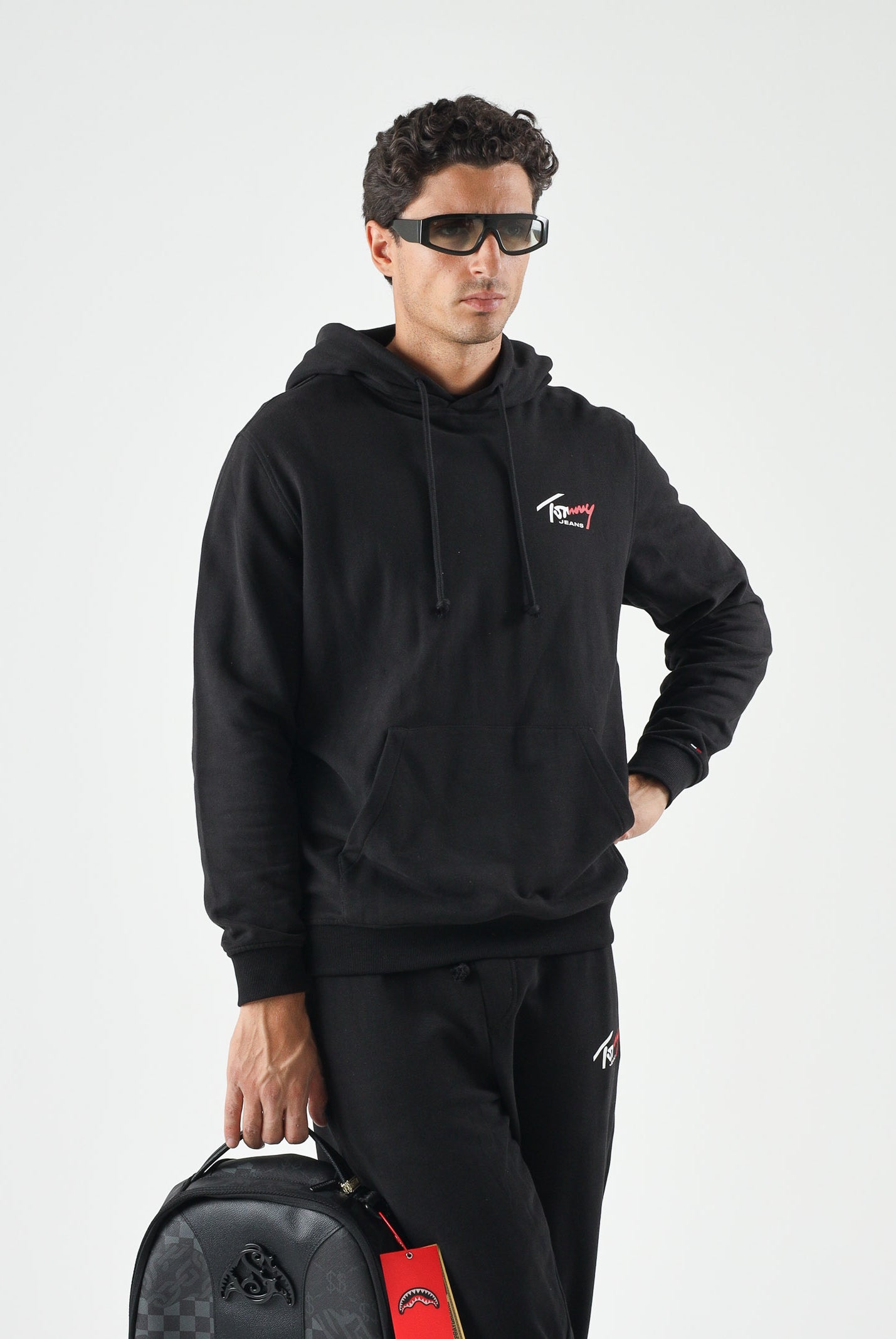 TOMMY JEANS Felpa TERRY DRAWSTRING con cappuccio nero da uomo<BR/> DM0DM22680 BDS TOMMY JEANS