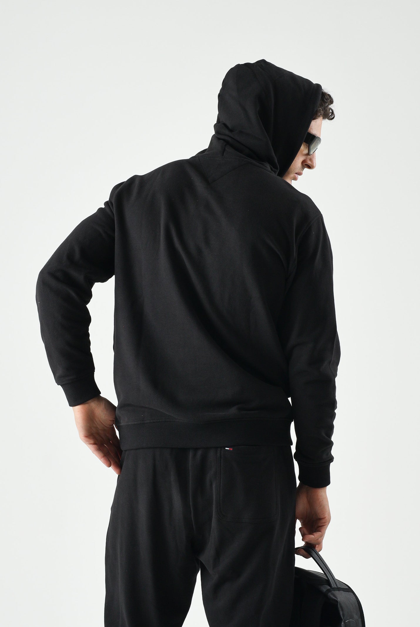 TOMMY JEANS Felpa TERRY DRAWSTRING con cappuccio nero da uomo<BR/> DM0DM22680 BDS TOMMY JEANS