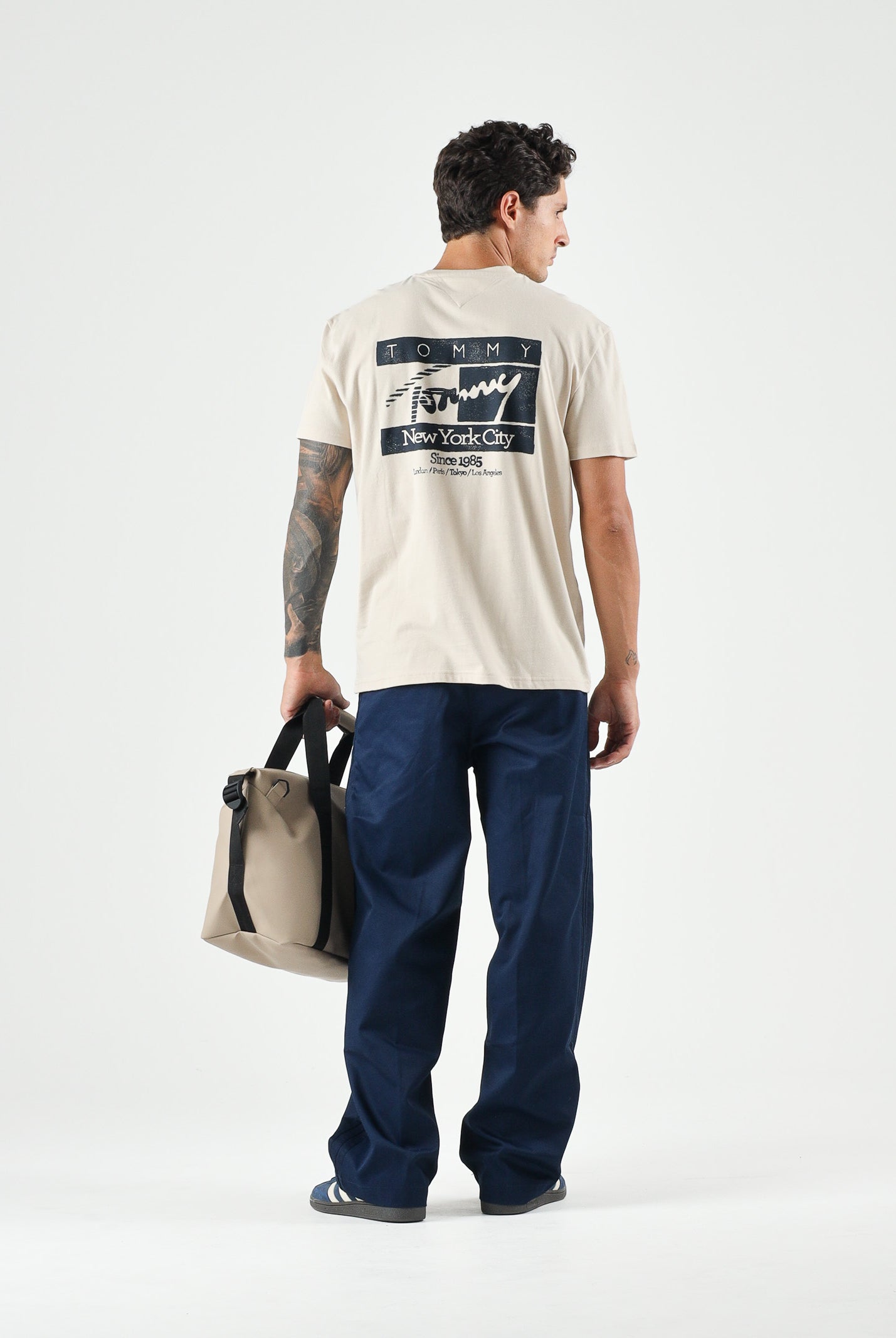 TOMMY JEANS T-shirt PEACHED JERSEY classic beige, da uomo<BR/> DM0DM23177 ACI TOMMY JEANS