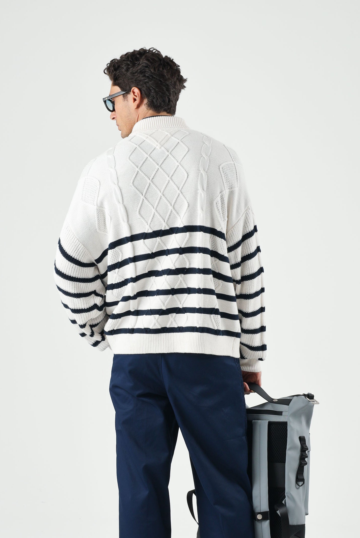 TOMMY JEANS Cardigan CABLE KNIT ancient white bianco da uomo con lavorazione a trecce e motivo a righe orizzontali. DM0DM23210 YBH TOMMY JEANS