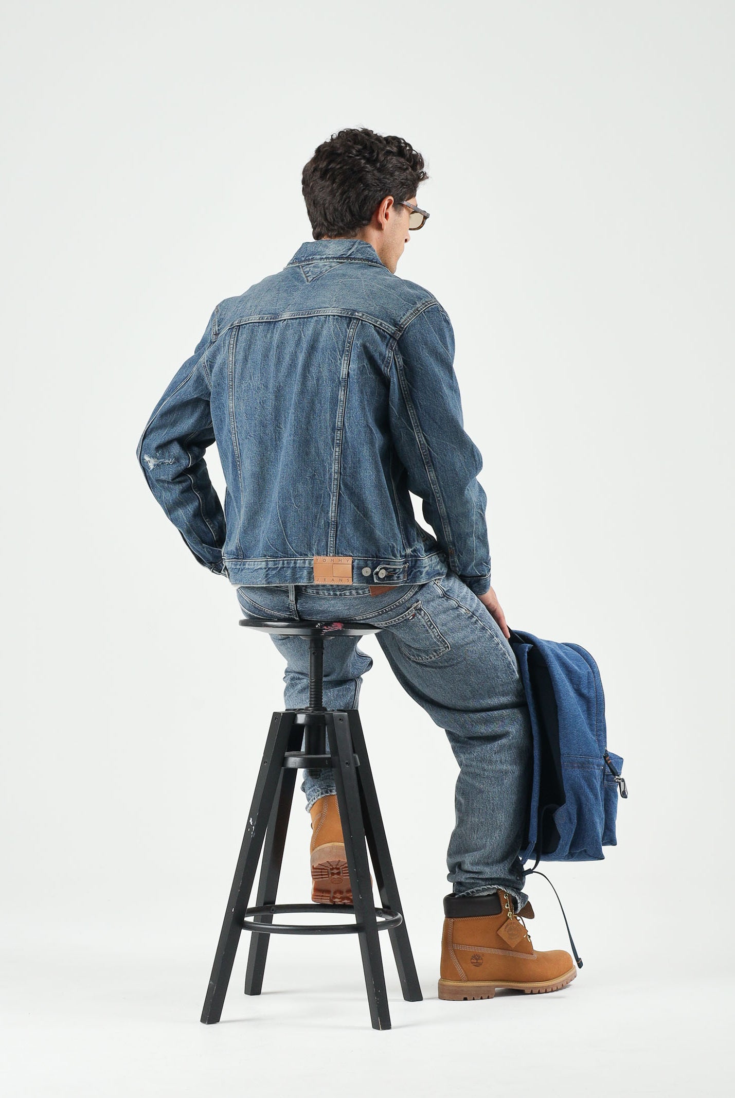TOMMY JEANS Giubbotto RYAN DISTRESSED denim dark blu da uomo<BR/> DM0DM23369 1BK TOMMY JEANS