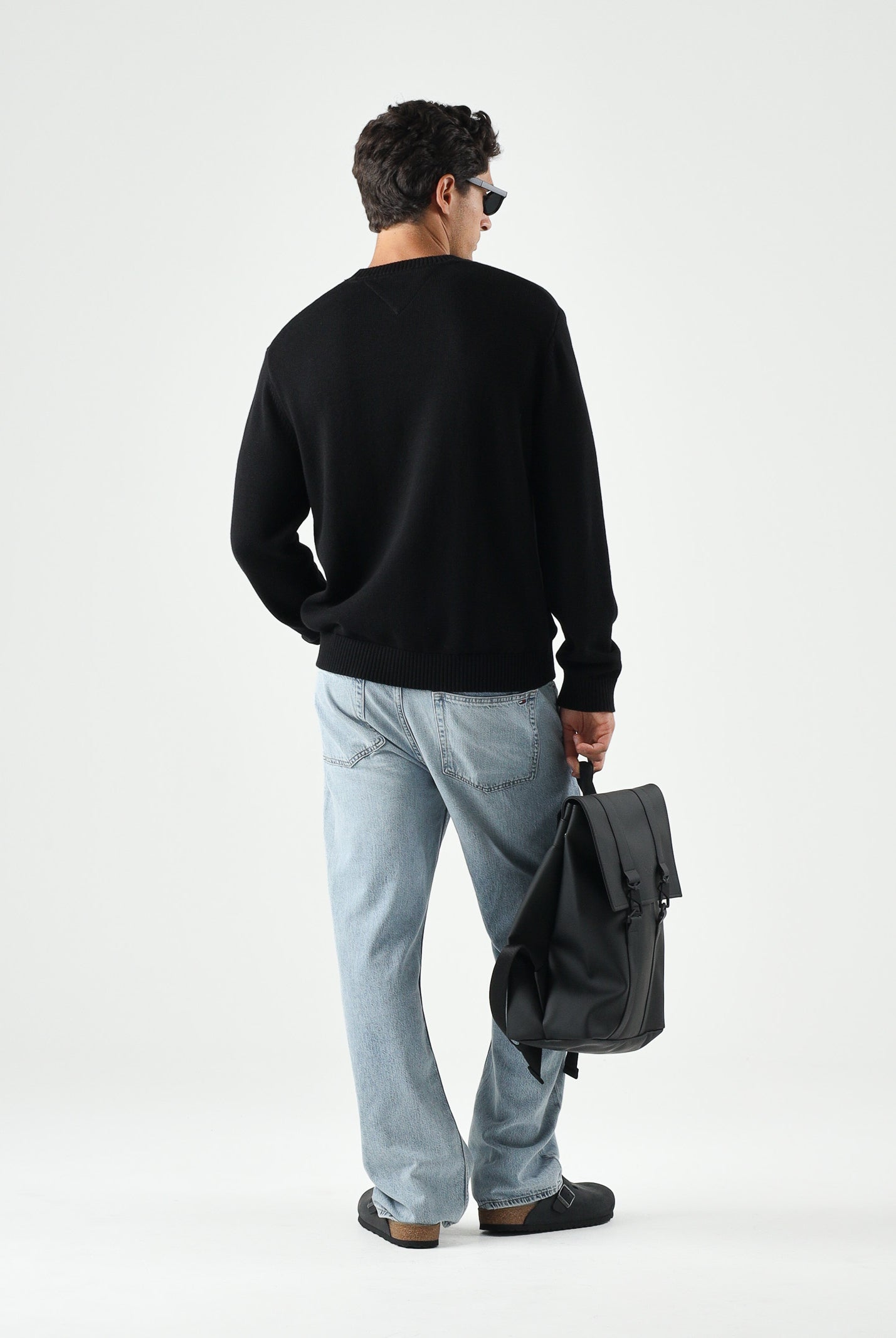 TOMMY JEANS Maglione FLAG LOGO CREWNECK nero da uomo<BR/> DM0DM23413 BDS TOMMY JEANS