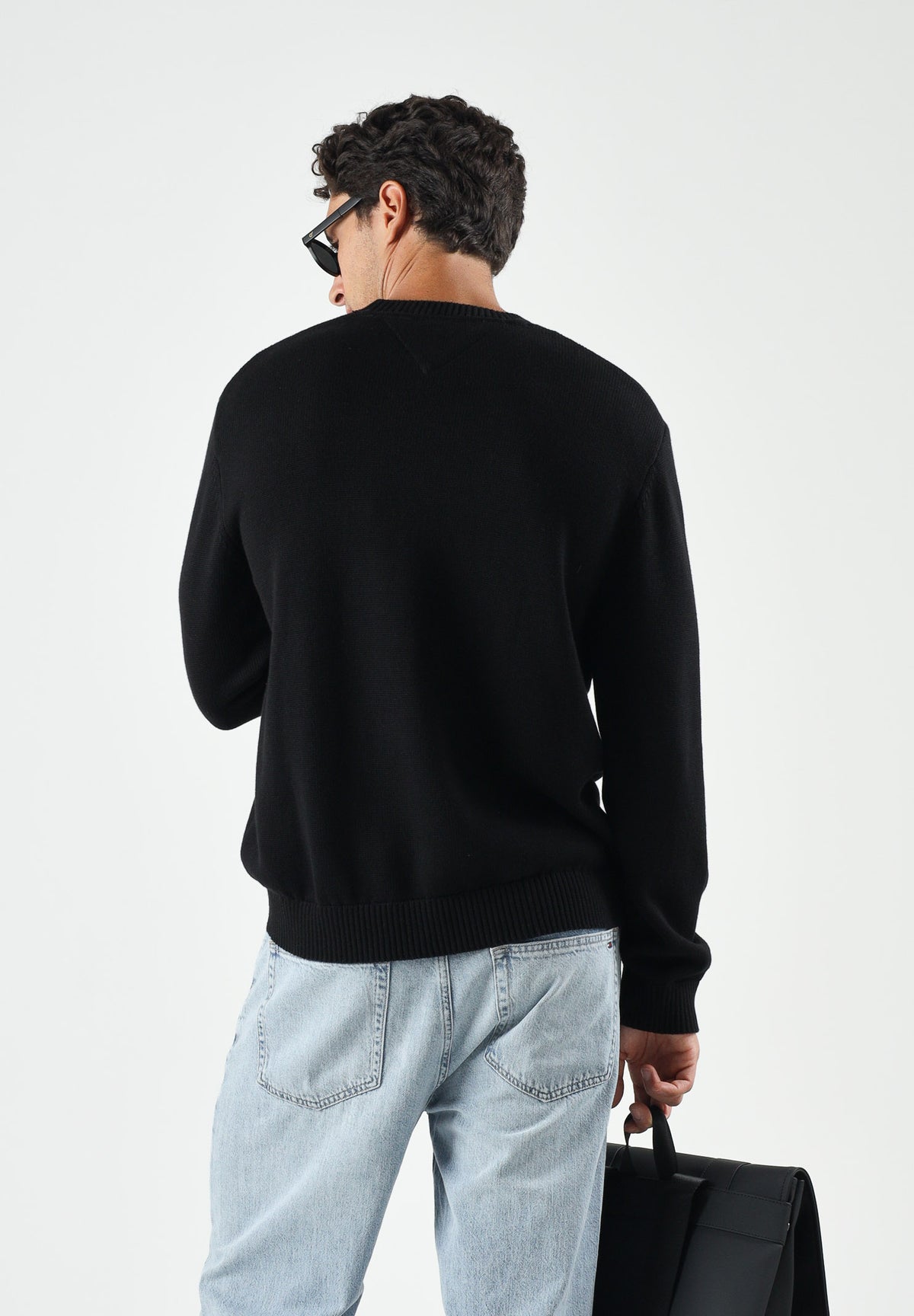 TOMMY JEANS Maglione FLAG LOGO CREWNECK nero da uomo<BR/> DM0DM23413 BDS TOMMY JEANS