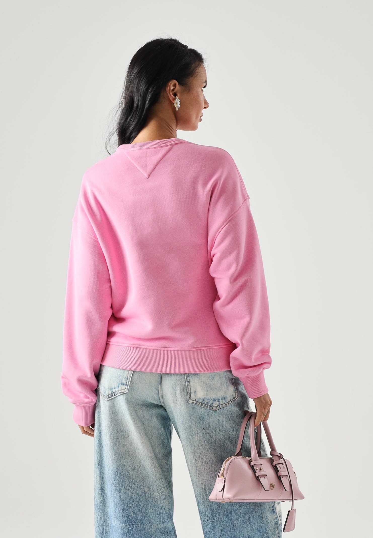 TOMMY JEANS Felpa squadrata con distintivo Tommy Pink Daisy rosa, donna. DW0DW17325 TOU TOMMY JEANS