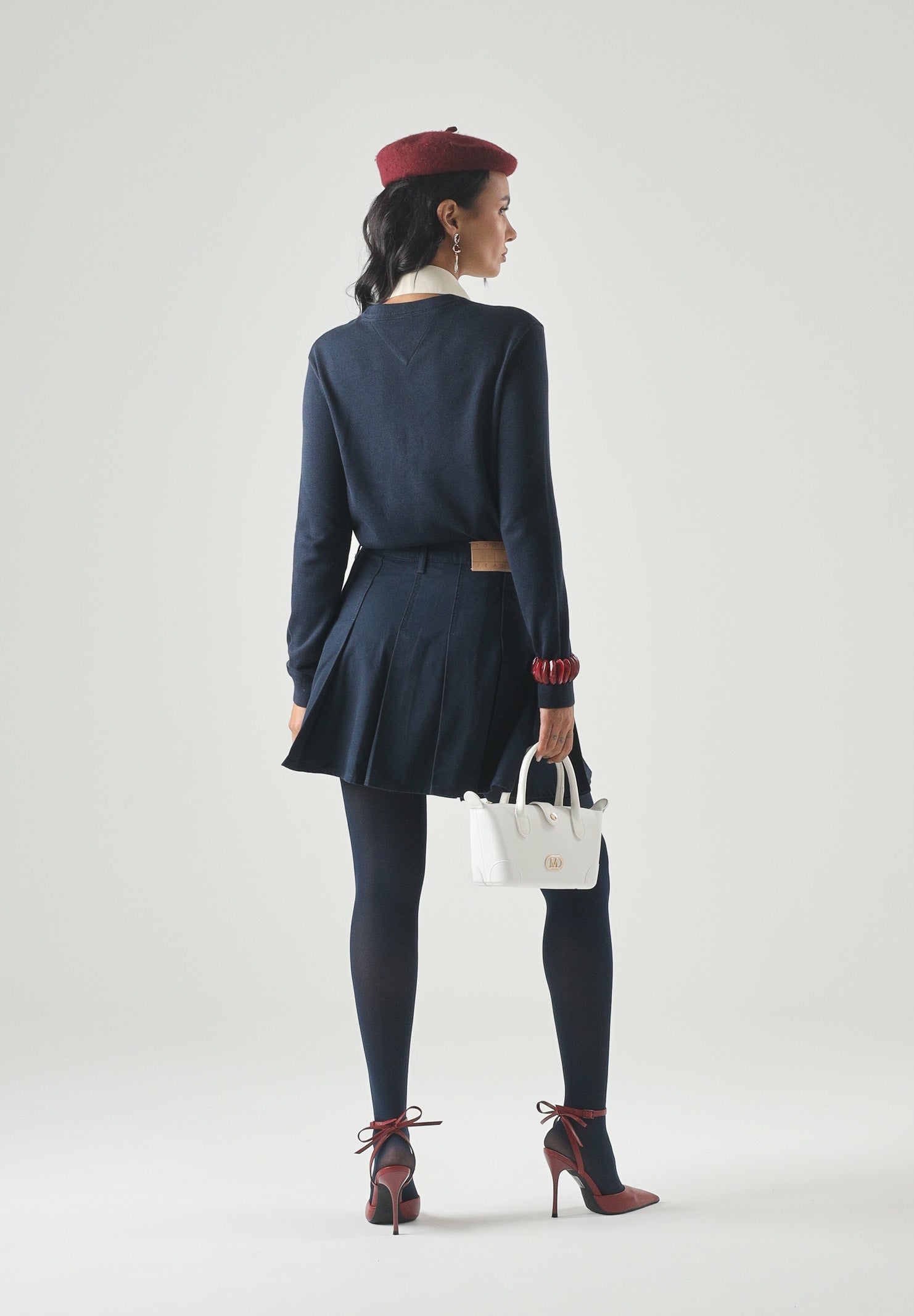 TOMMY JEANS maglia girocollo Flag Embroidery Crew Neck Jumper Dark Night Navy blu donna. DW0DW20159 0GZ TOMMY JEANS