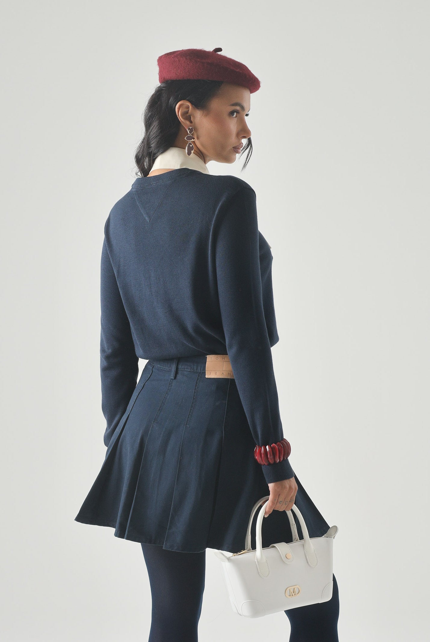 Maglia ESSENTIAL CREW SWEATER girocollo, indigo blu da donna con fantasia a righe. DW0DW20159 0GZ TOMMY JEANS