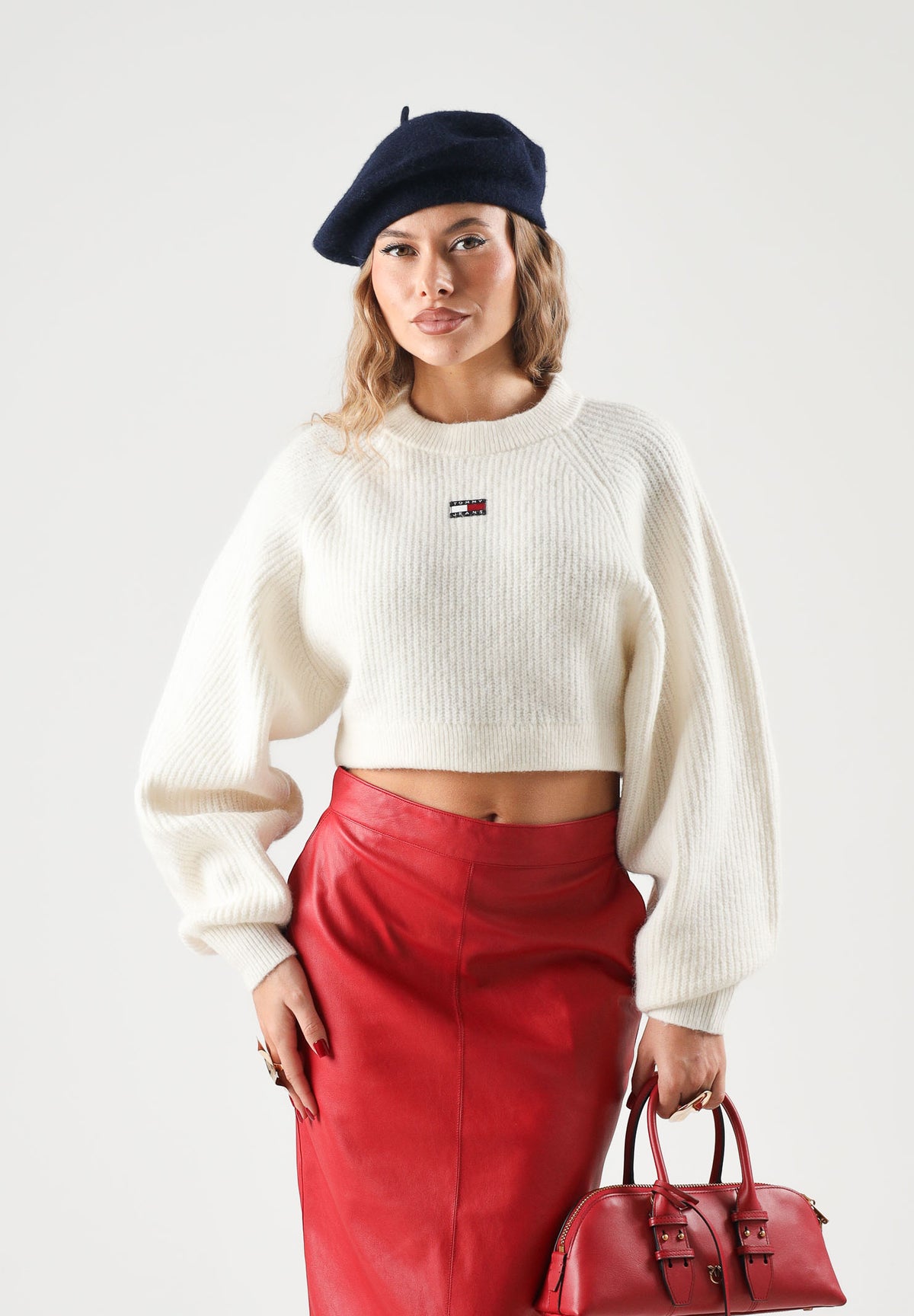 TOMMY JEANS Maglione TOMMY BADGE CROP panna da donna DW0DW22024 YBH TOMMY JEANS