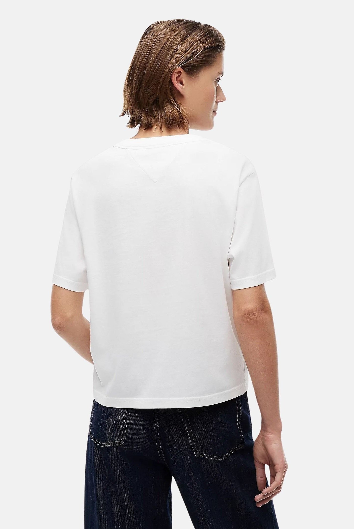 TOMMY JEANS t-shirt Tommy Badge Boxy Crew Neck T-Shirt ecru bianco, donna. DW0DW22202 YBL TOMMY JEANS