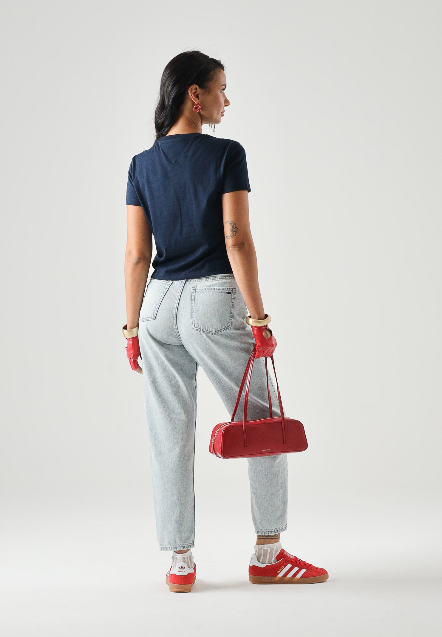 TOMMY JEANS Tt-shirt Tommy Flag T-Shirt colore brand Dark Night Navy blu donna. DW0DW22818 C1G TOMMY JEANS
