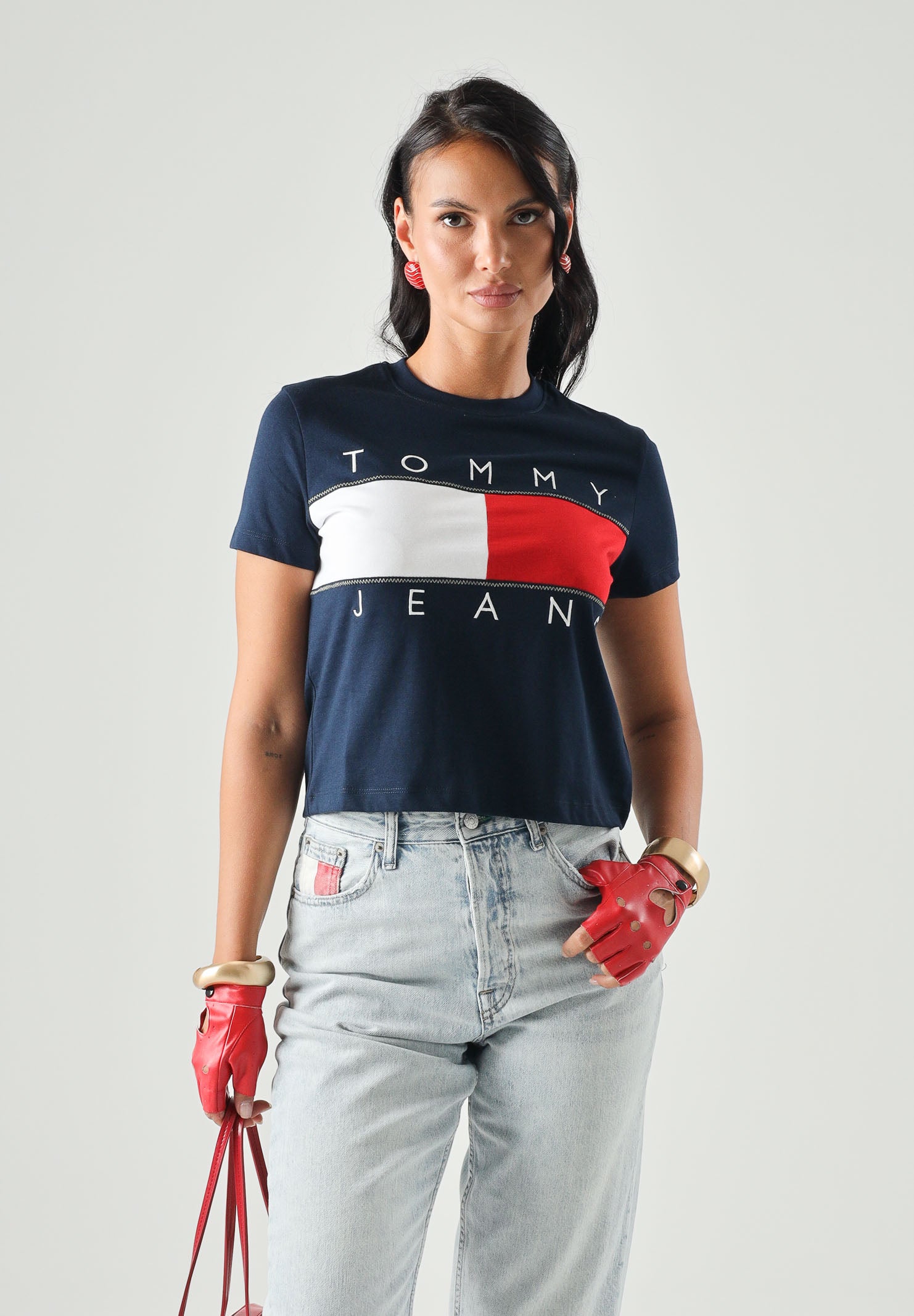 TOMMY JEANS Tt-shirt Tommy Flag T-Shirt colore brand Dark Night Navy blu donna. DW0DW22818 C1G TOMMY JEANS