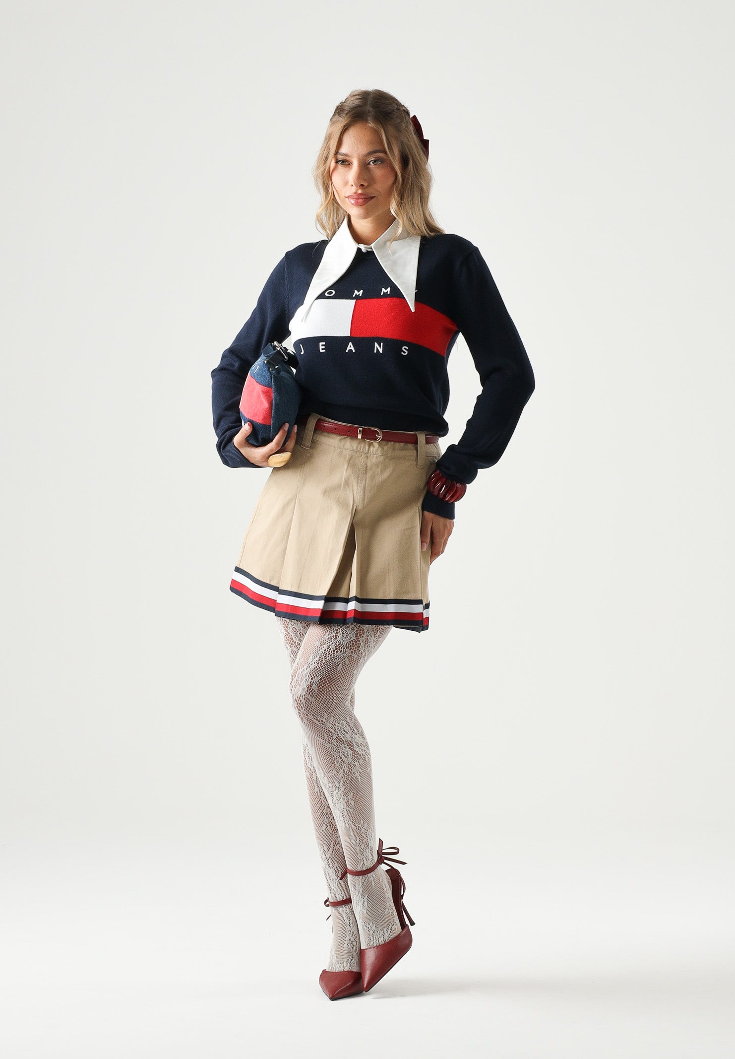 TOMMY JEANS pullover girocollo Tommy Flag Dark Night Navy blu navy donna. DW0DW22930 C1G TOMMY JEANS