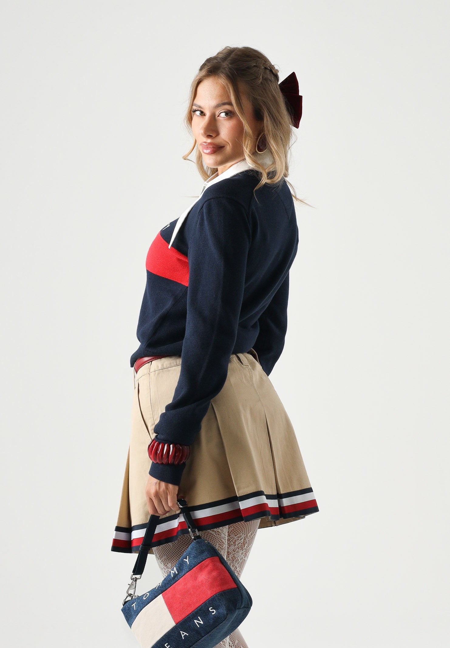 TOMMY JEANS pullover girocollo Tommy Flag Dark Night Navy blu navy donna. DW0DW22930 C1G TOMMY JEANS