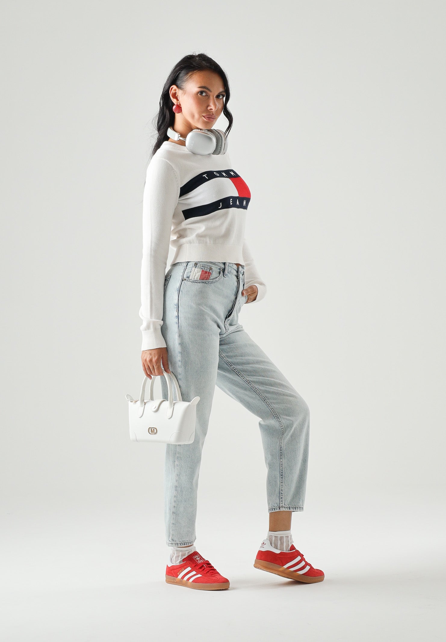 TOMMY JEANS Maglia girocollo Tommy Flag Crew Neck Jumper Ancient White bianco/panna donna. DW0DW22930 YBH TOMMY JEANS