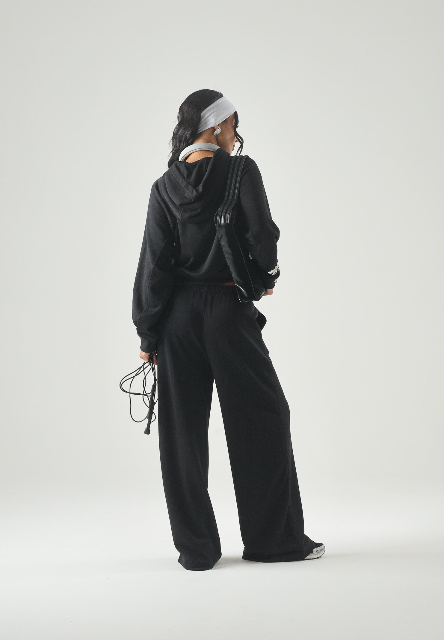 TOMMY JEANS pantaloni da tuta TJW Wide Leg Sweatpant Black nero donna. DW0DW22951 BDS TOMMY JEANS