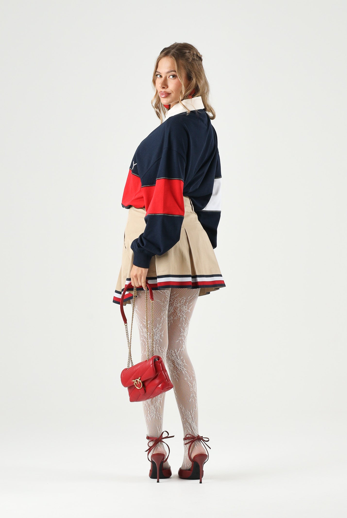 TOMMY JEANS minigonna pieghettata Global Stripe Tape Pleated Mini Skirt Gentle Gold beige da donna. DW0DW22969 AB9 TOMMY JEANS