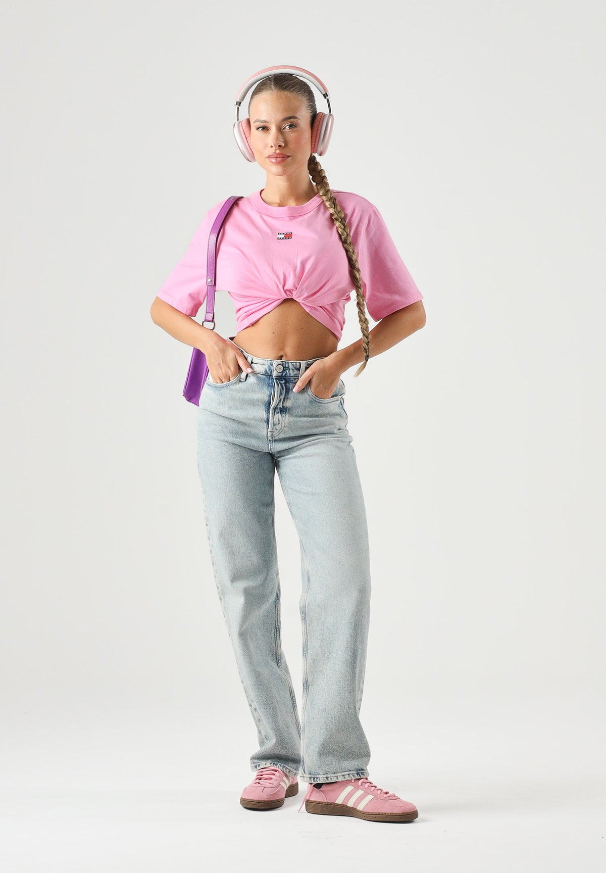 TOMMY JEANS Jeans vintage denim chiaro da donna con lavaggio chiaro effetto used.<BR/> DW0DW23035 1AB TOMMY JEANS