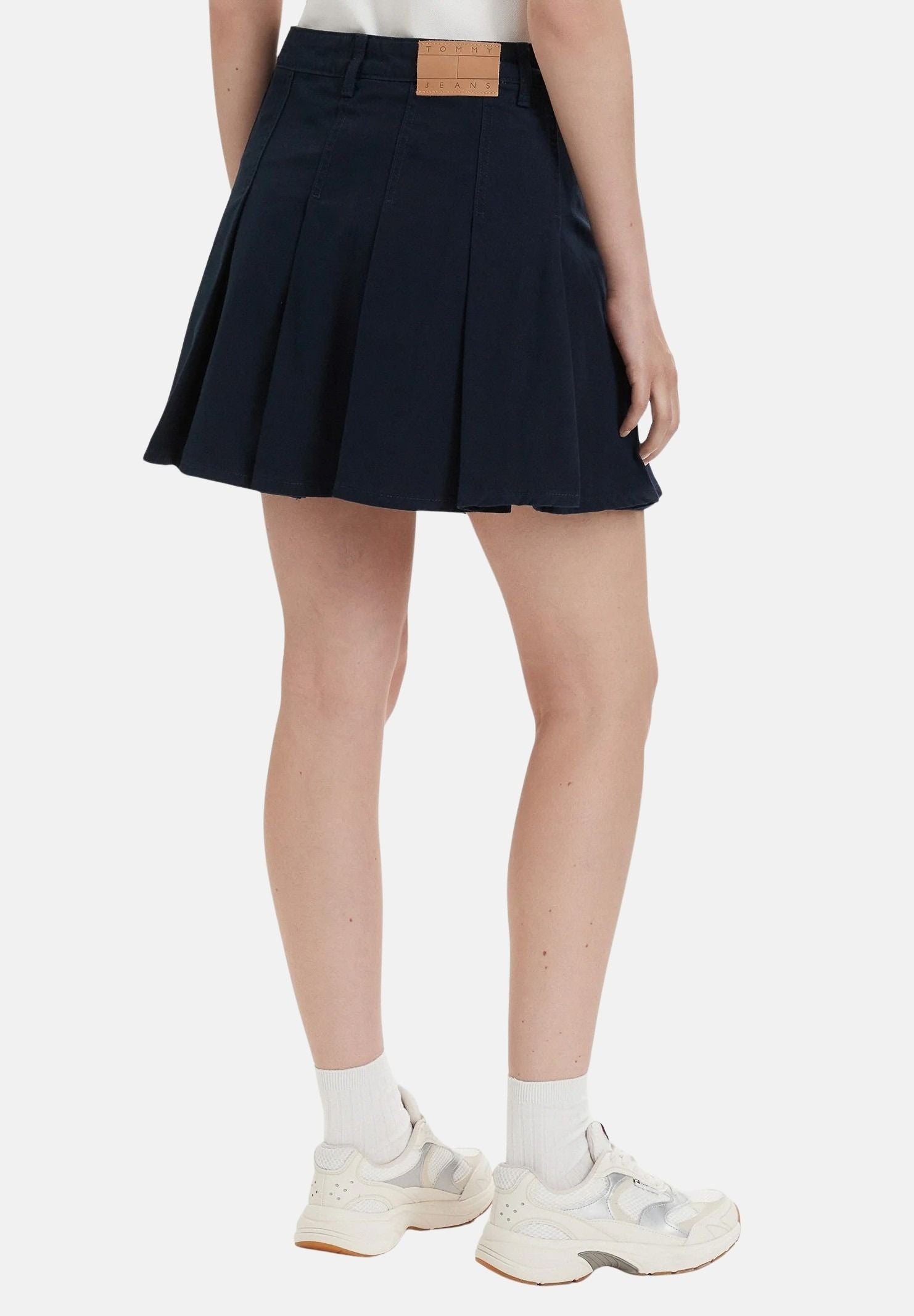 TOMMY JEANS minigonna a pieghe Short Skirt Dark Night Navy blu donna DW0DW23149 C1G TOMMY JEANS