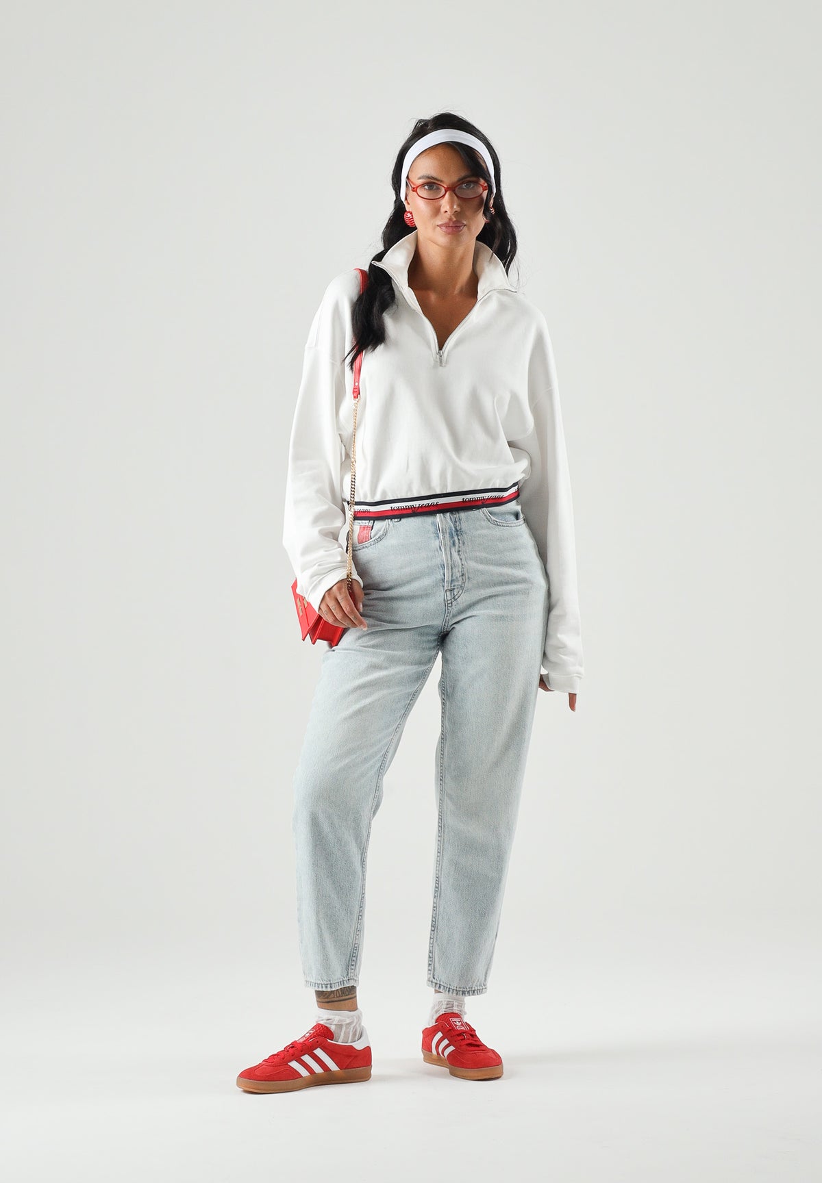 TOMMY JEANS Jeans mom fit in denim azzurro chiaro da donna <BR/> DW0DW23467 1AB TOMMY JEANS