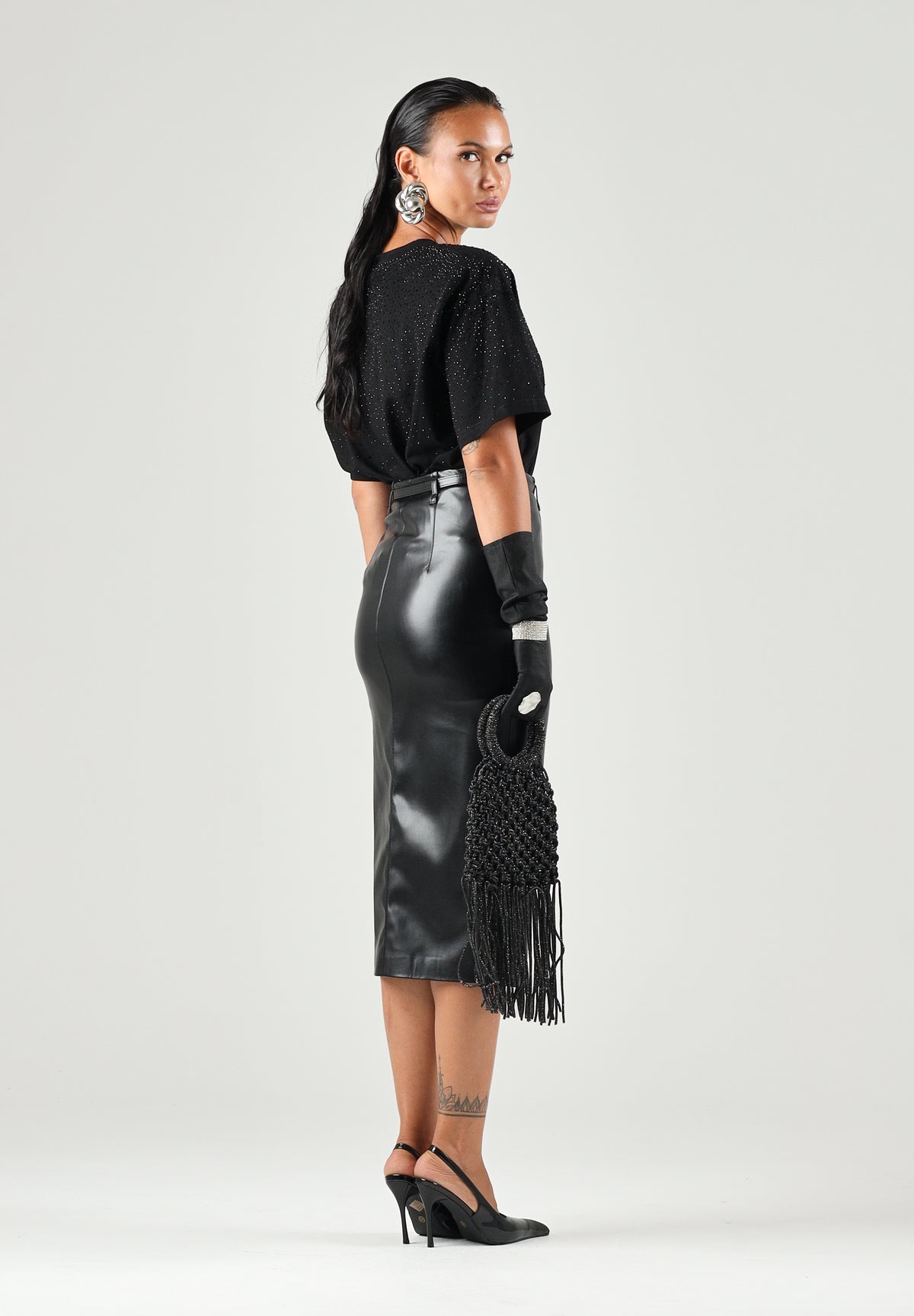 TWENTY FOURHAITCH T-shirt manica corta BE SHADOW nera per donna con dettagli strass in rilievo A0221NER62A . TWENTY FOURHAITCH