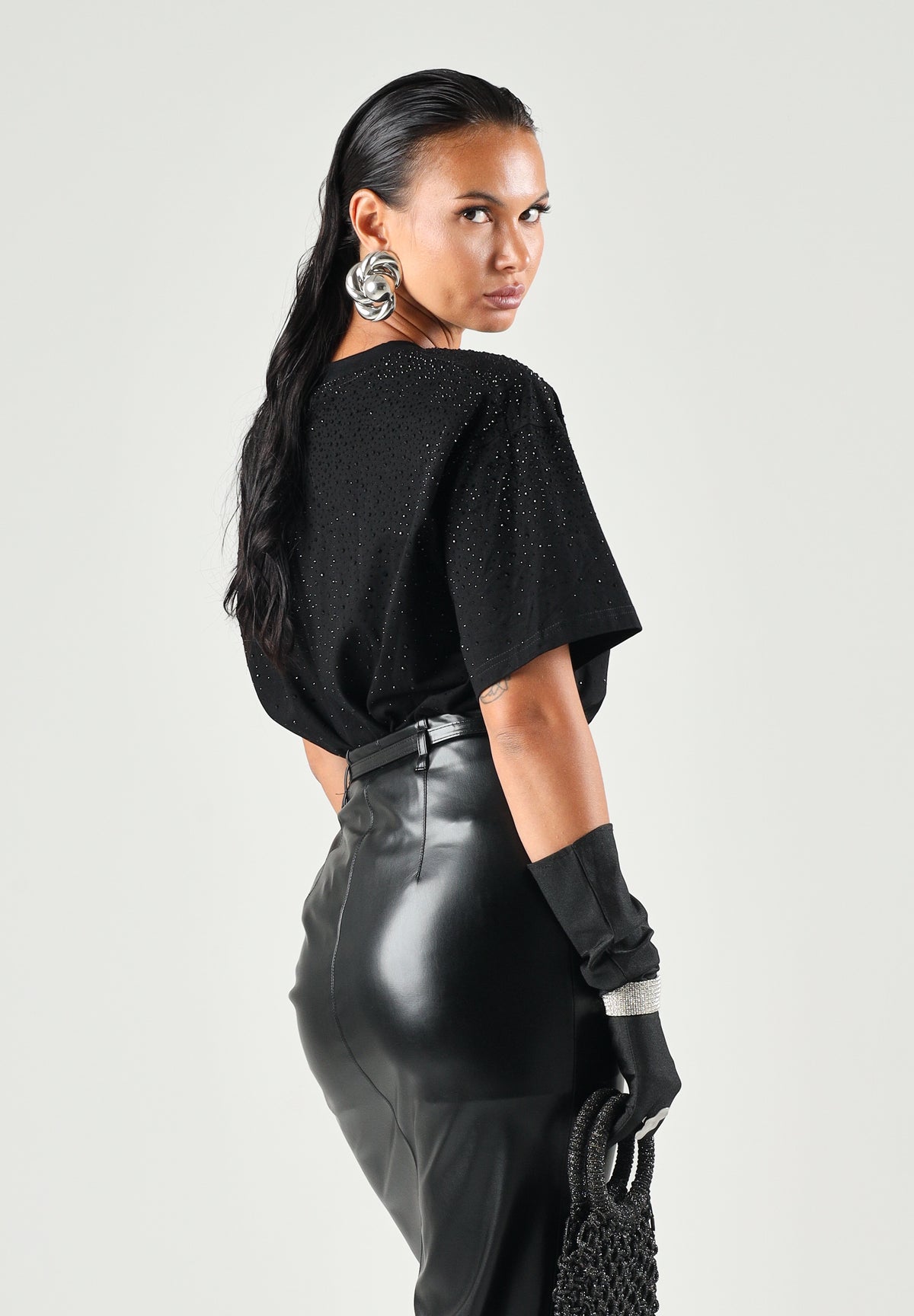 TWENTY FOURHAITCH T-shirt manica corta BE SHADOW nera per donna con dettagli strass in rilievo A0221NER62A . TWENTY FOURHAITCH