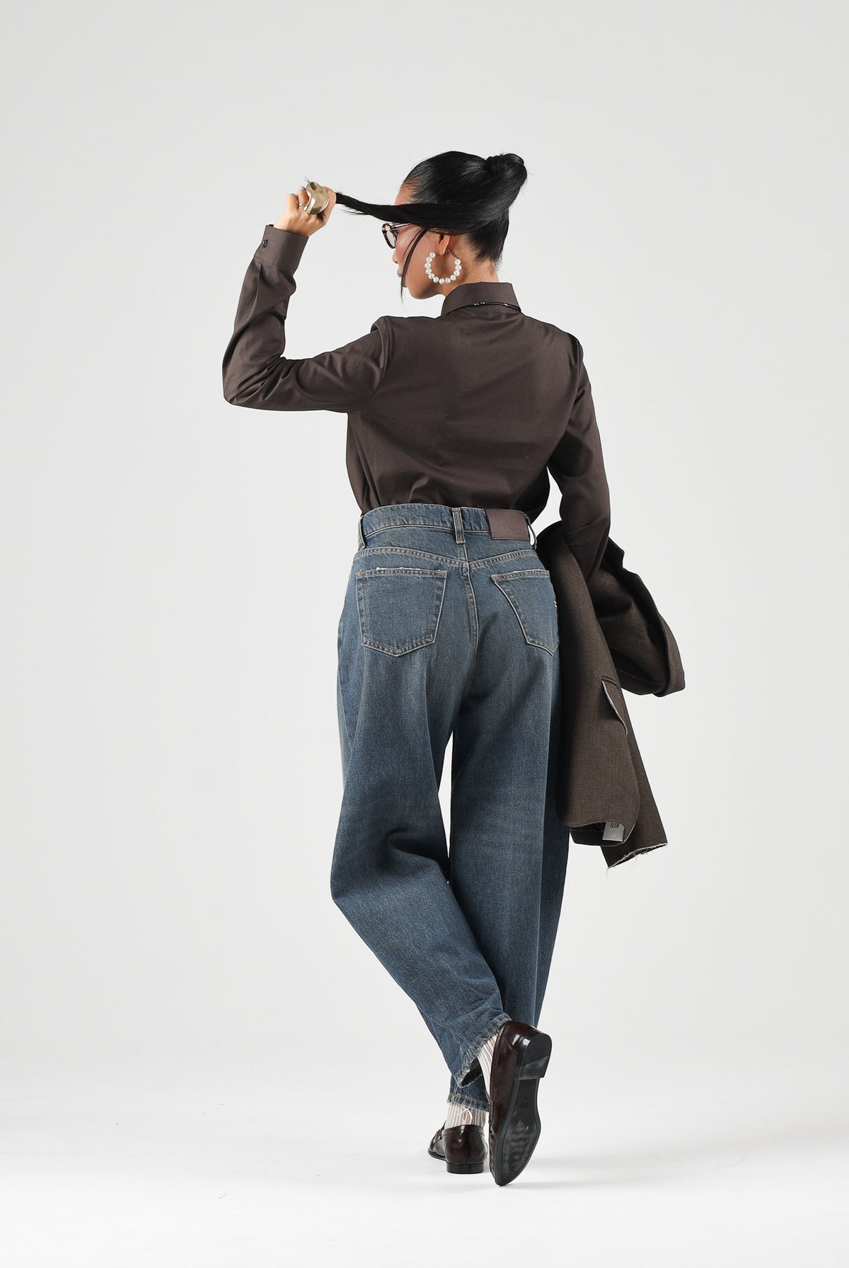 VICOLO Jeans LAILA blu per donna con lavaggio denim e risvolto al fondo. DAC5008 ADEBL VICOLO