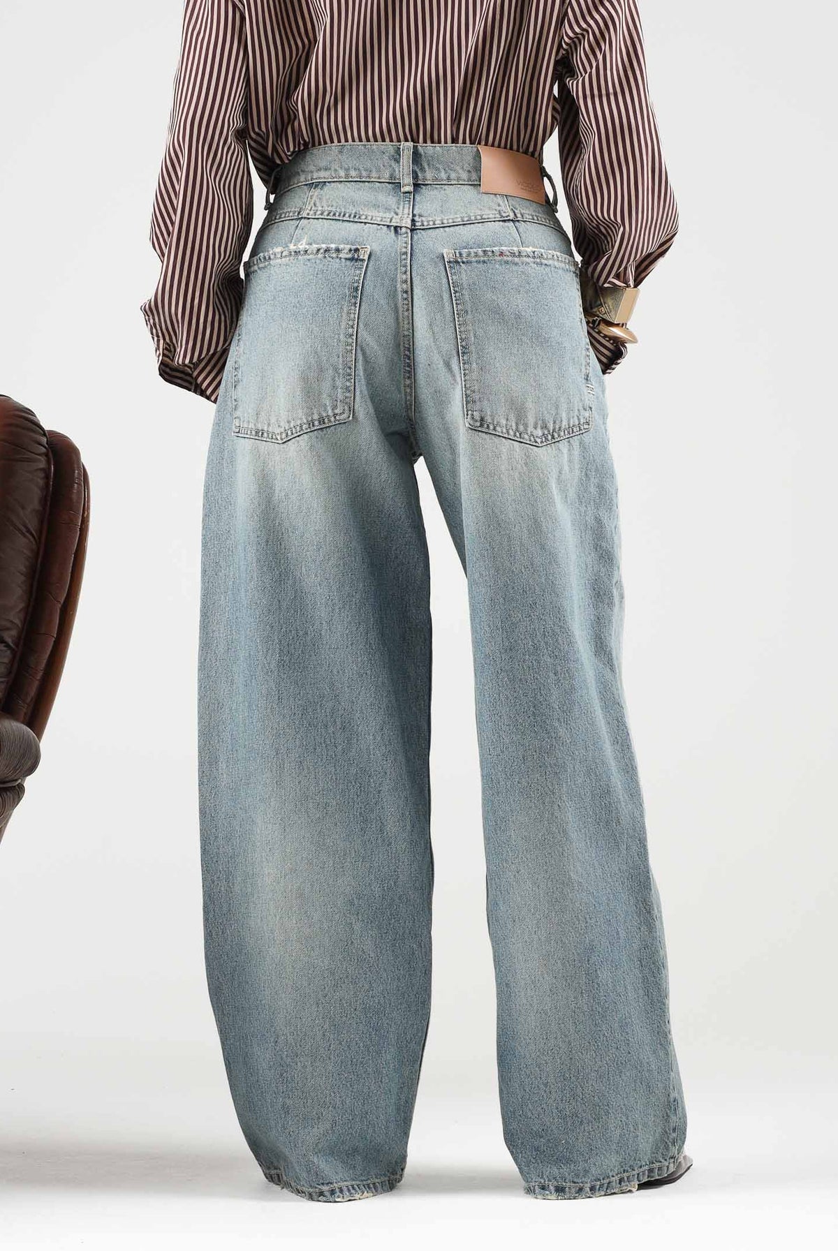 VICOLO Jeans MIA azzurro per donna con gamba ampia e lavaggio vintage. DAC5126 ADEVI VICOLO