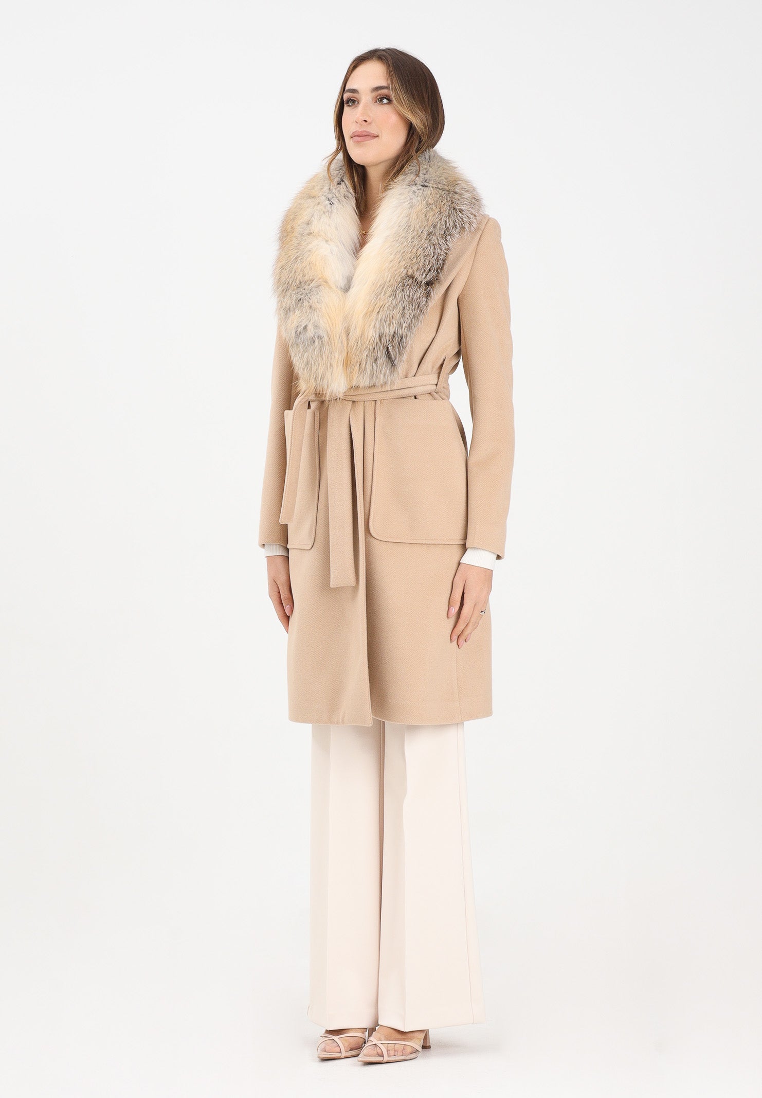 YES LONDON Cappotto beige da donna con dettagli in vera pelliccia CD1227 CA YES LONDON