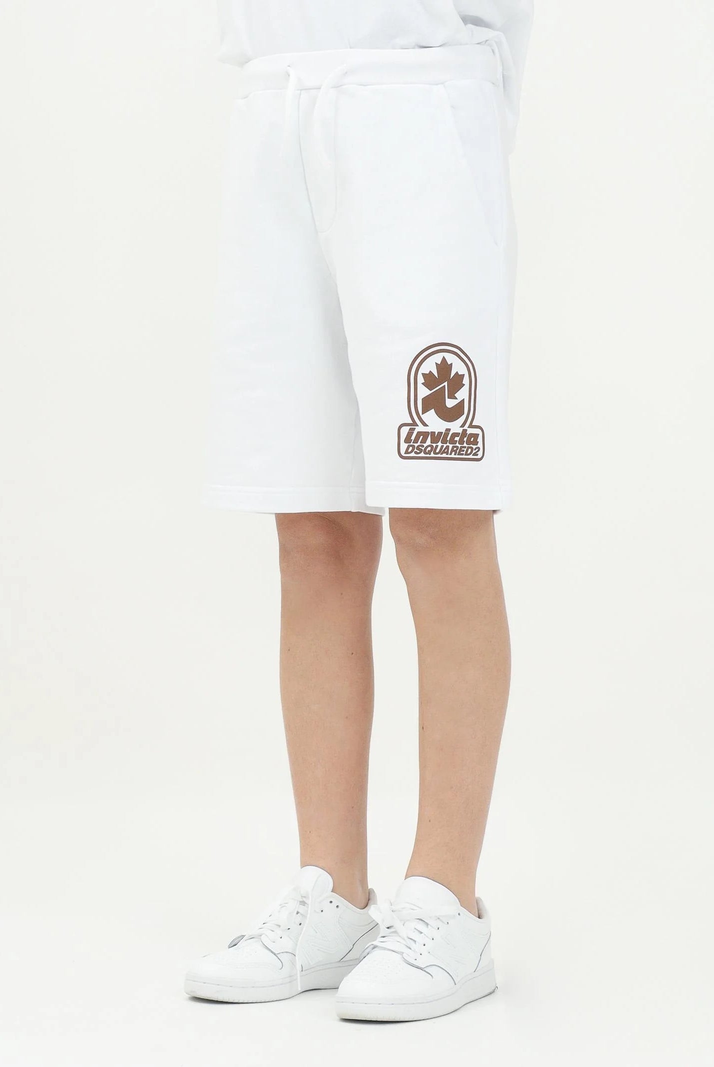 DSQUARED2 Shorts sportivo bianco per donna, ragazzi e bambini con stampa del logo "Invicta Dsquared2" DQ2908D0AD2 DQ100 DSQUARED2