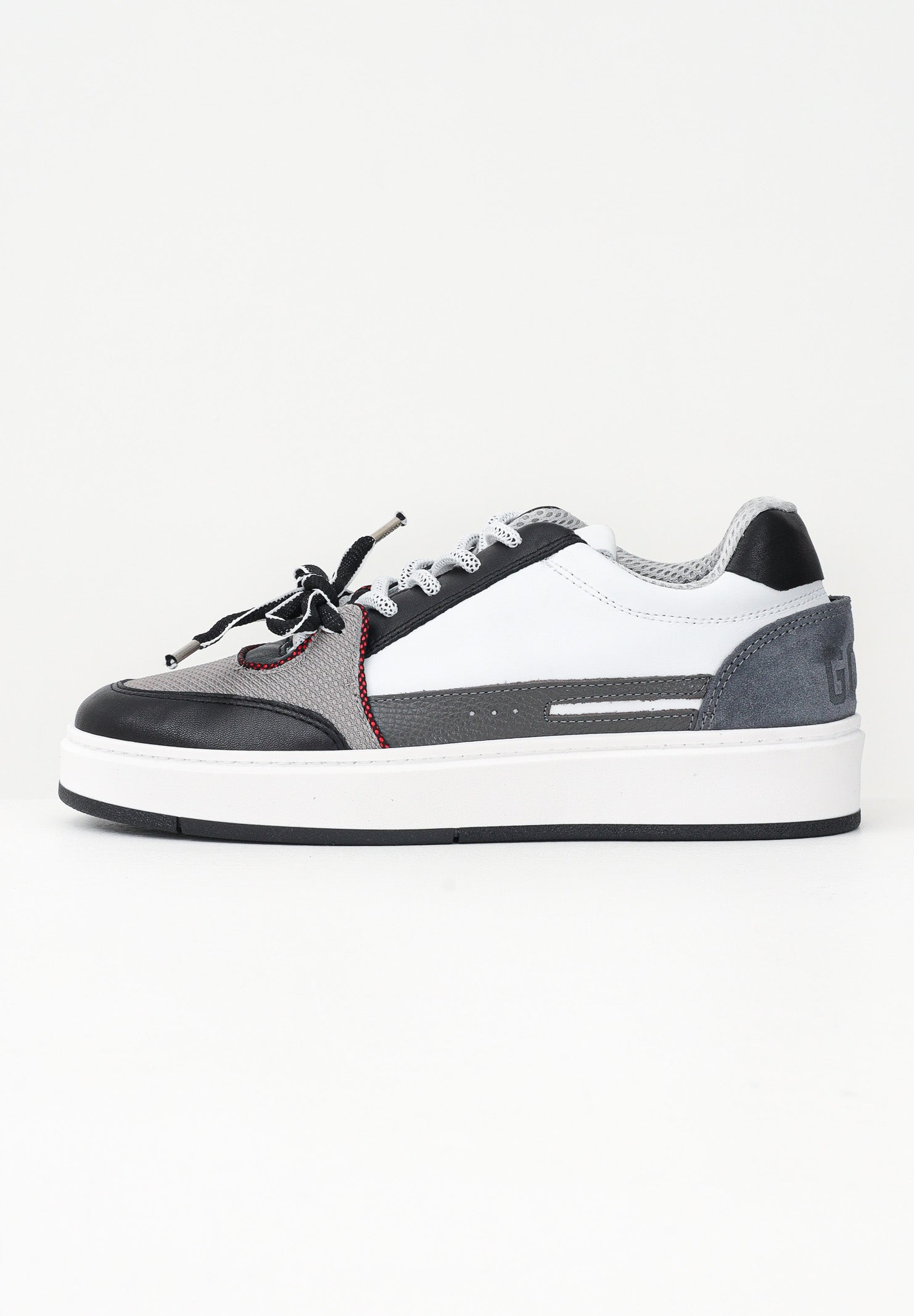 GCDS Sneakers bianche, nere e grigie da uomo con logo B1EU4203AF3 09 GCDS