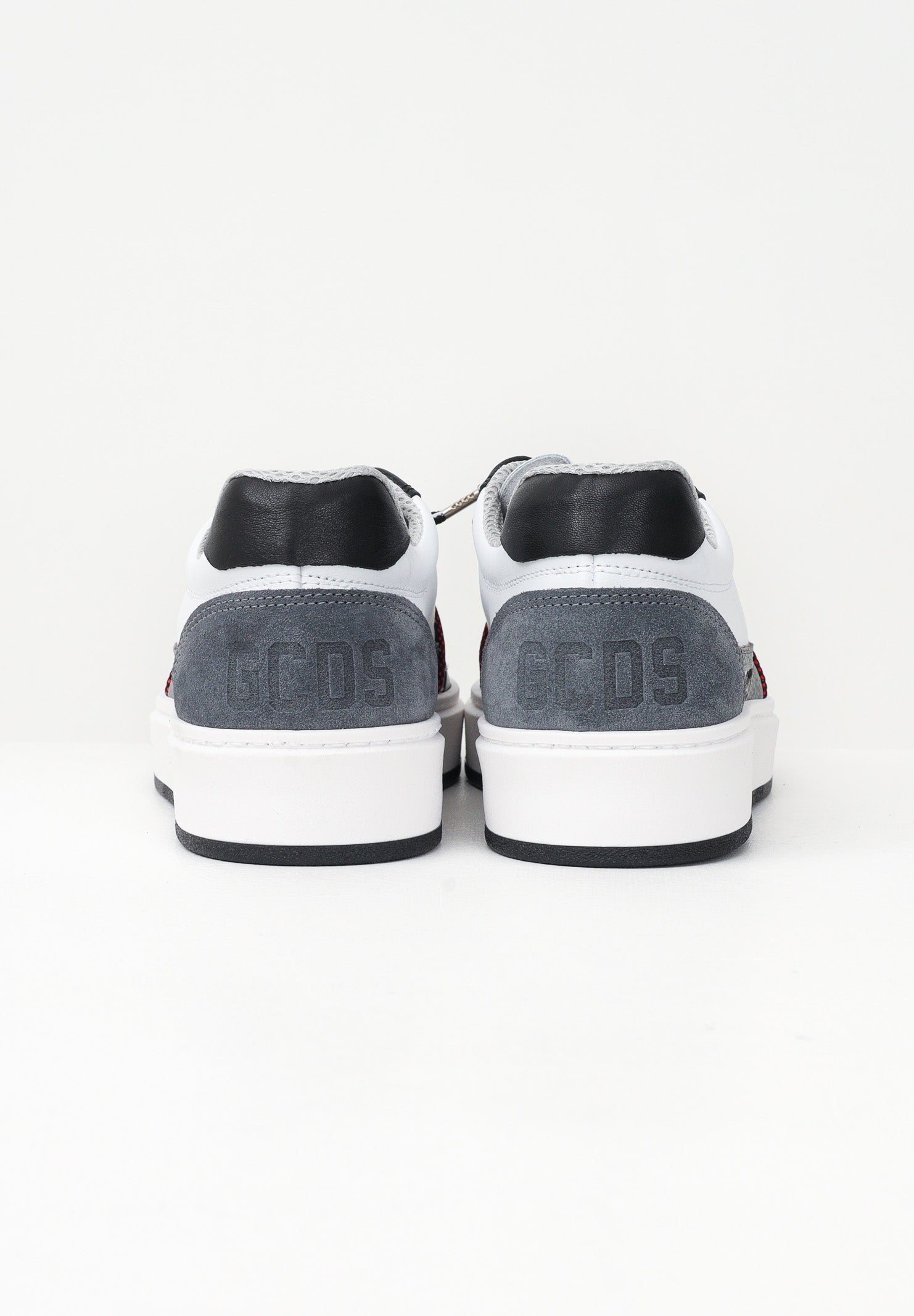 GCDS Sneakers bianche, nere e grigie da uomo con logo B1EU4203AF3 09 GCDS