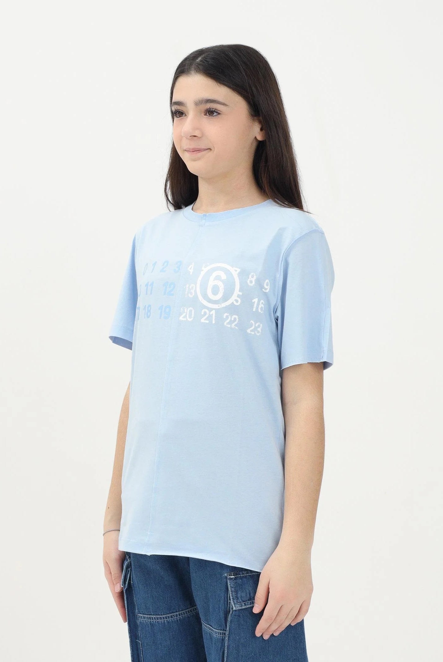 MAISON MARGIELA T-shirt a manica corta azzurra per donna, ragazzi e bambini con grafica "Stamp Numbers" M60775MM04I M6807 MAISON MARGIELA