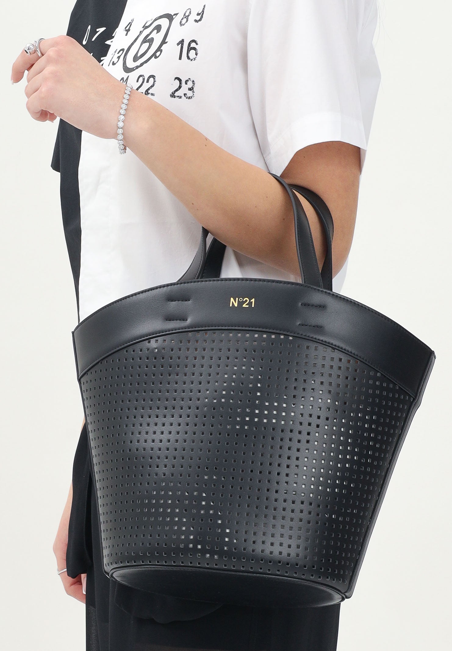 N21 Shopper nera da donna in tessuto spalmato traforato N2104SN0422 0N900 N21